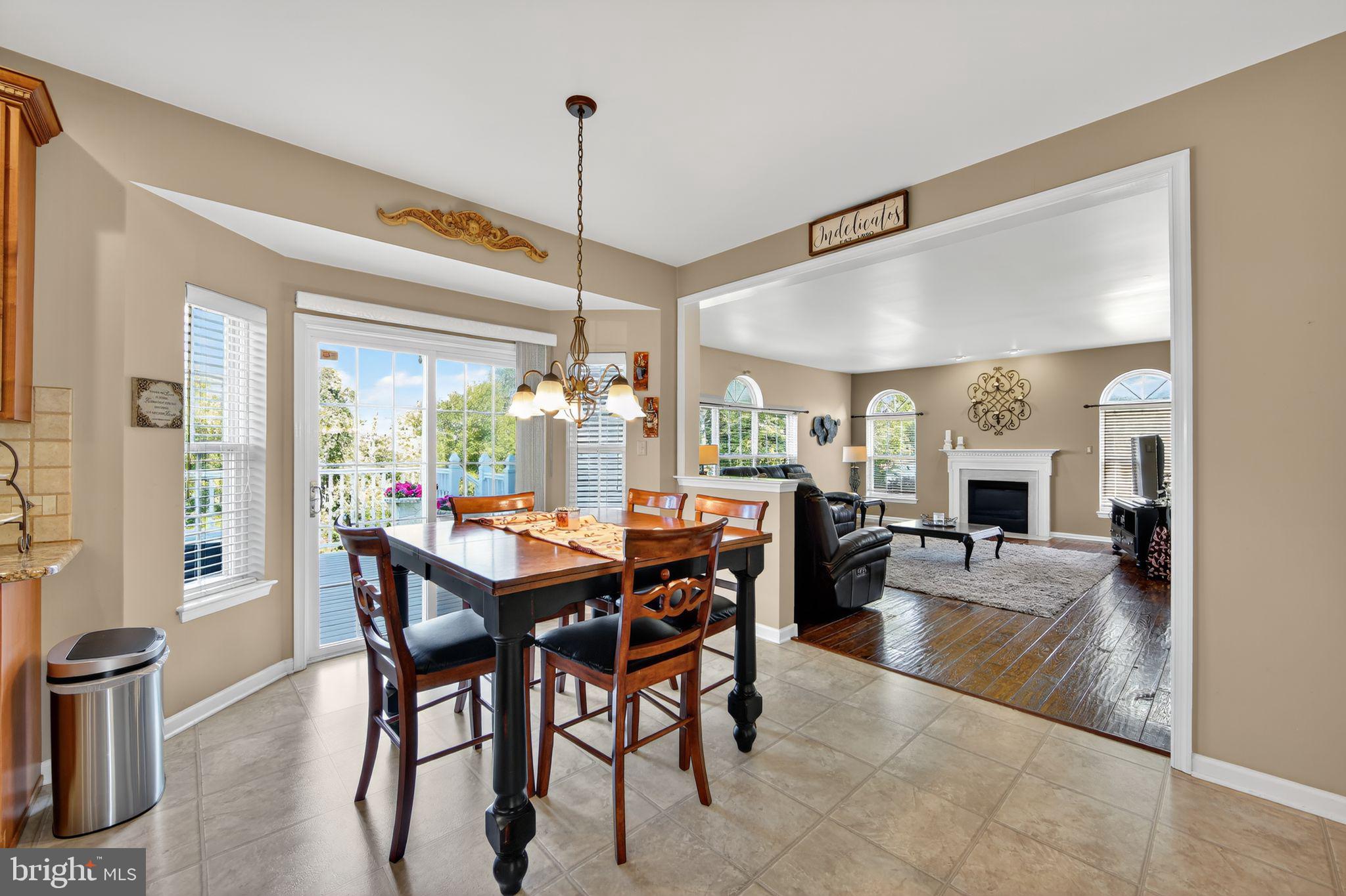 WOODED GLEN - Residential