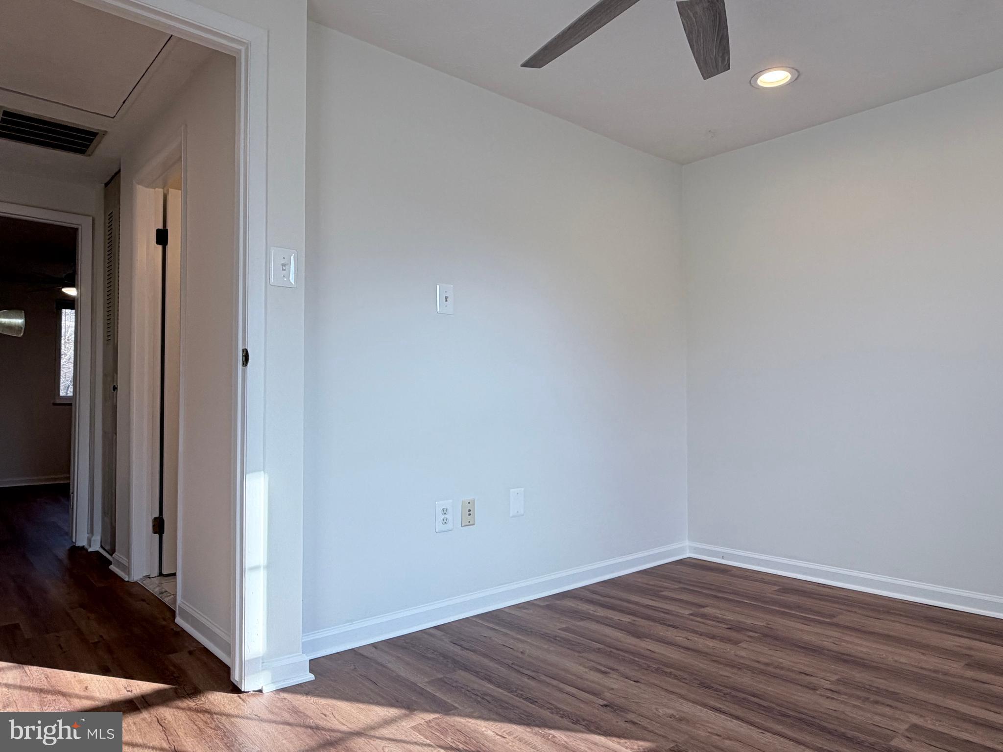 LITTLE ROCKY RUN - Residential Lease