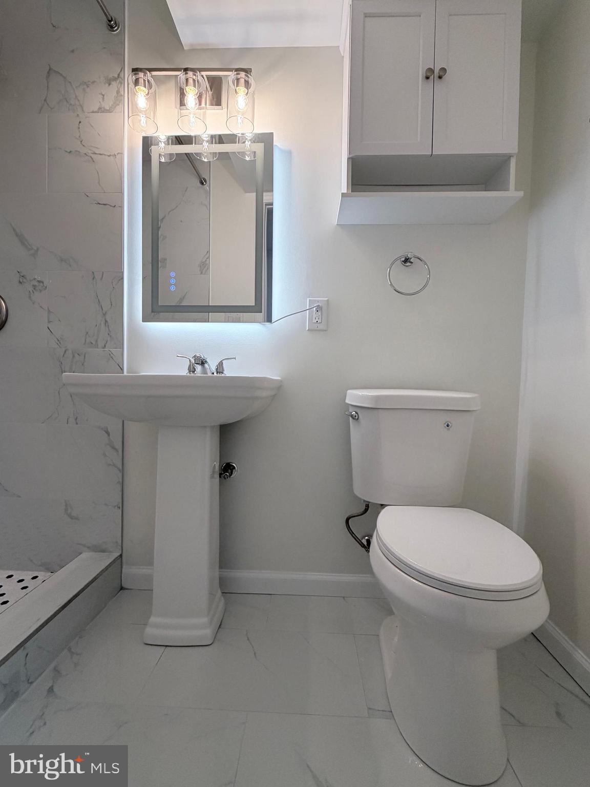 LITTLE ROCKY RUN - Residential Lease