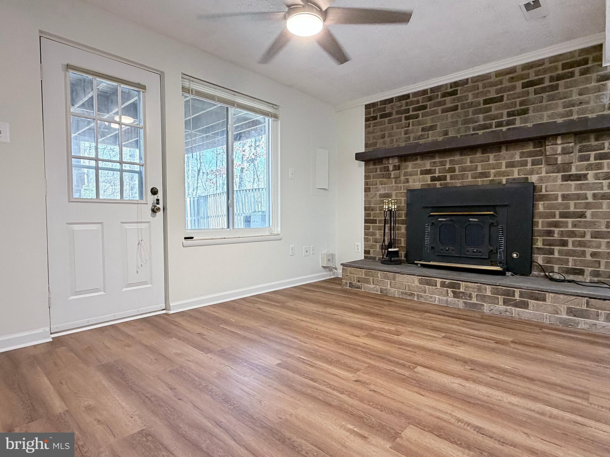 LITTLE ROCKY RUN - Residential Lease