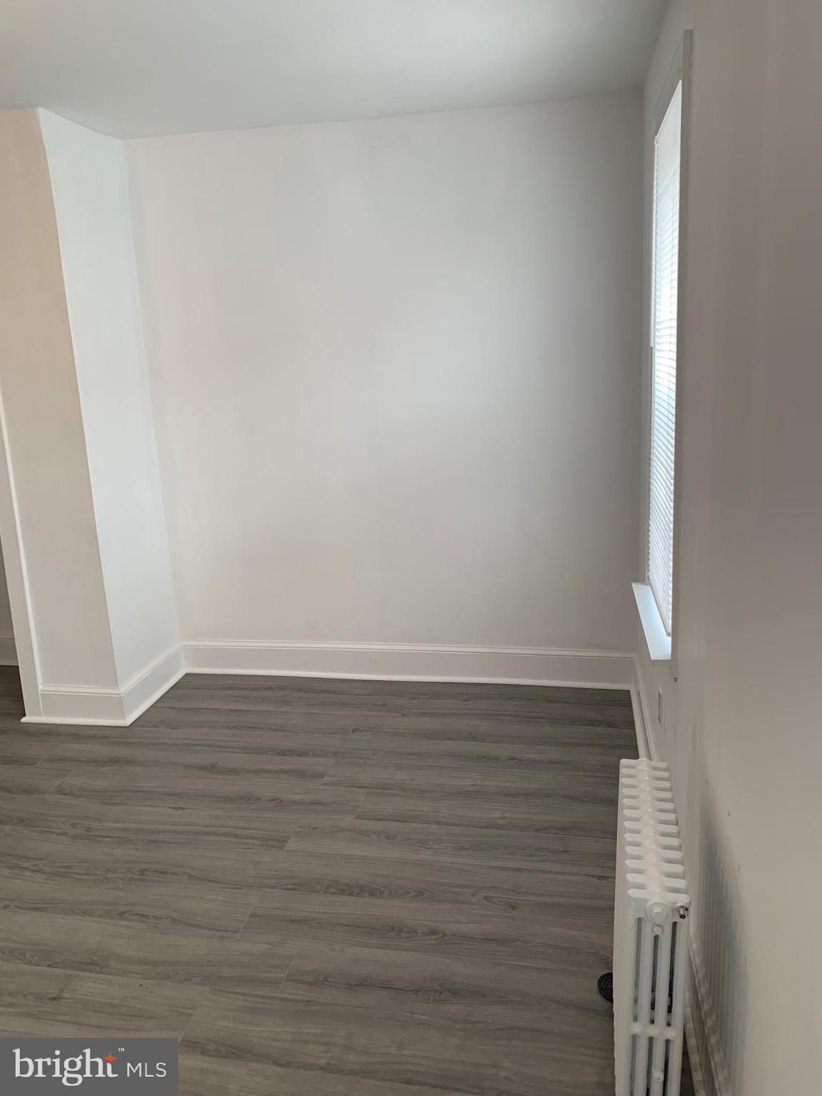 PORT RICHMOND - Residential Lease