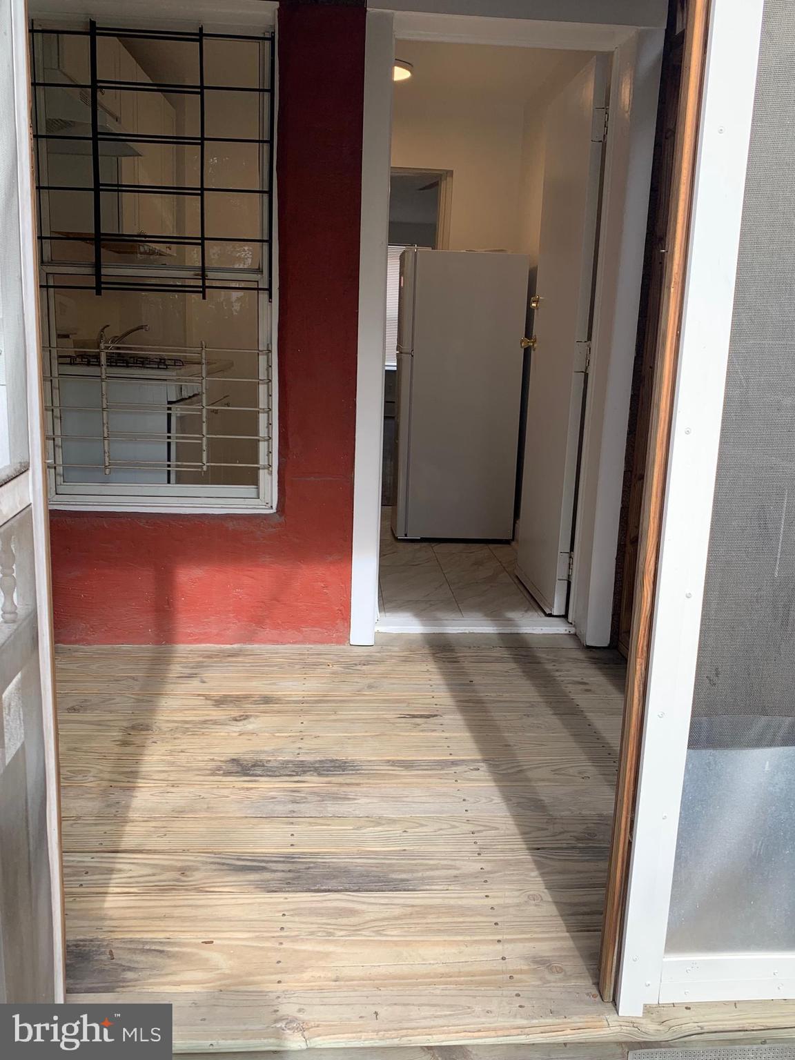 PORT RICHMOND - Residential Lease