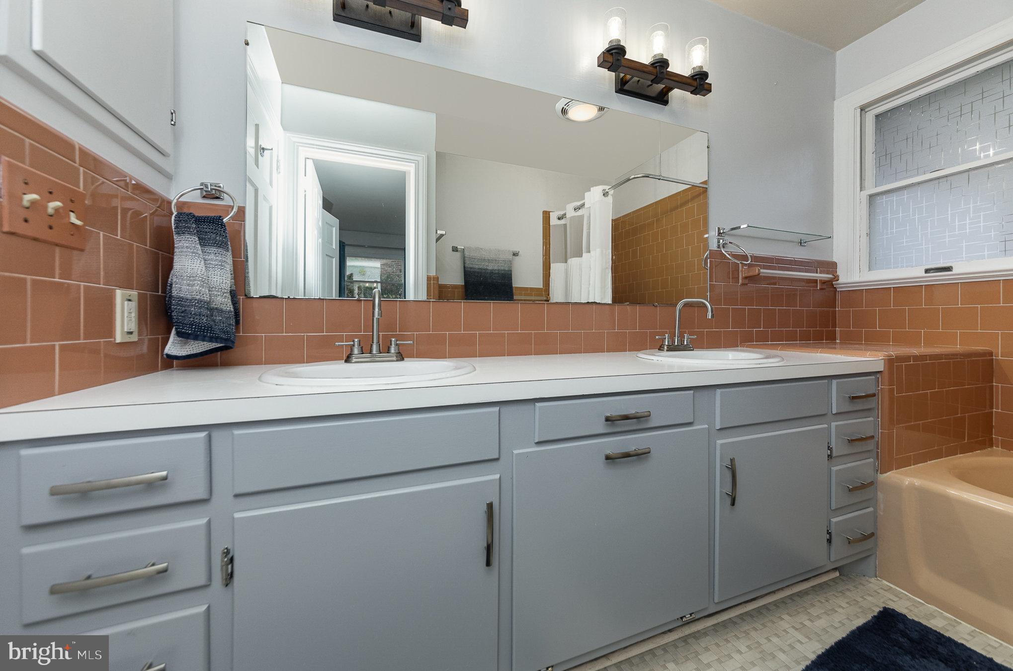 FAULCONER - Residential