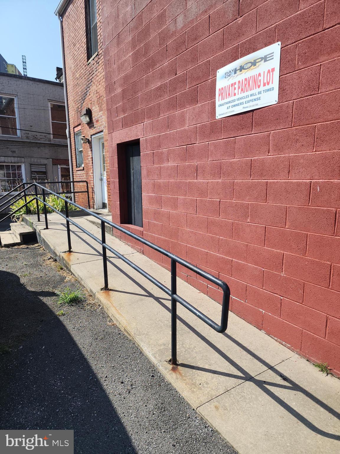 163 N MECHANIC STREET