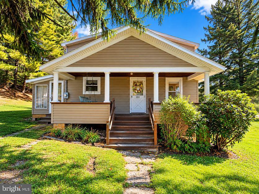 284 TEUTONIC AVENUE