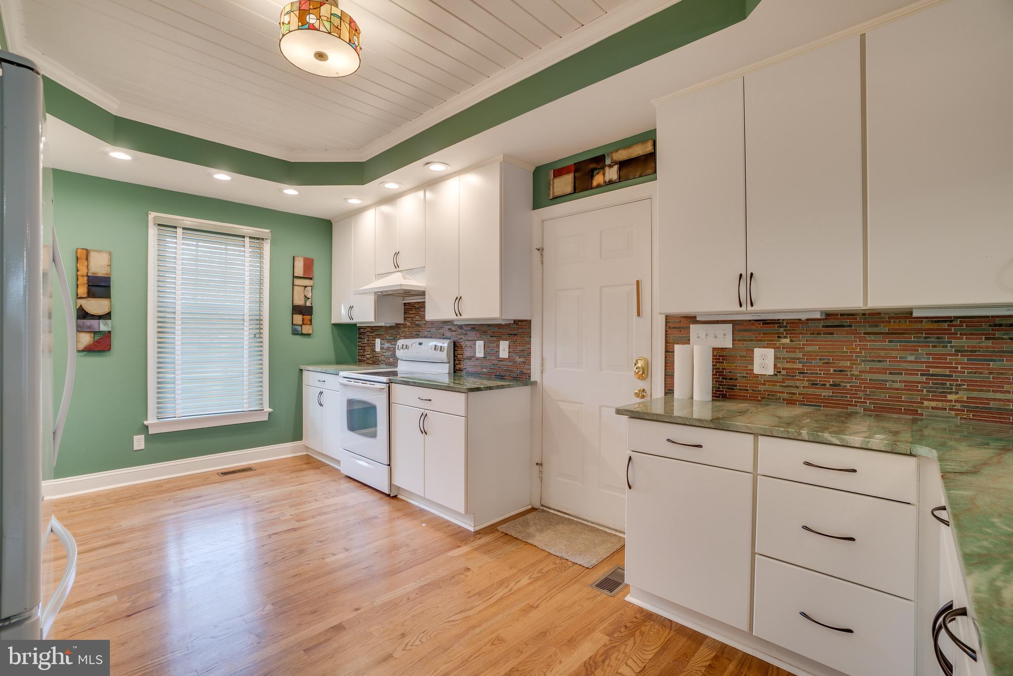 THE GREENS AT LEE'S HILL - Residential