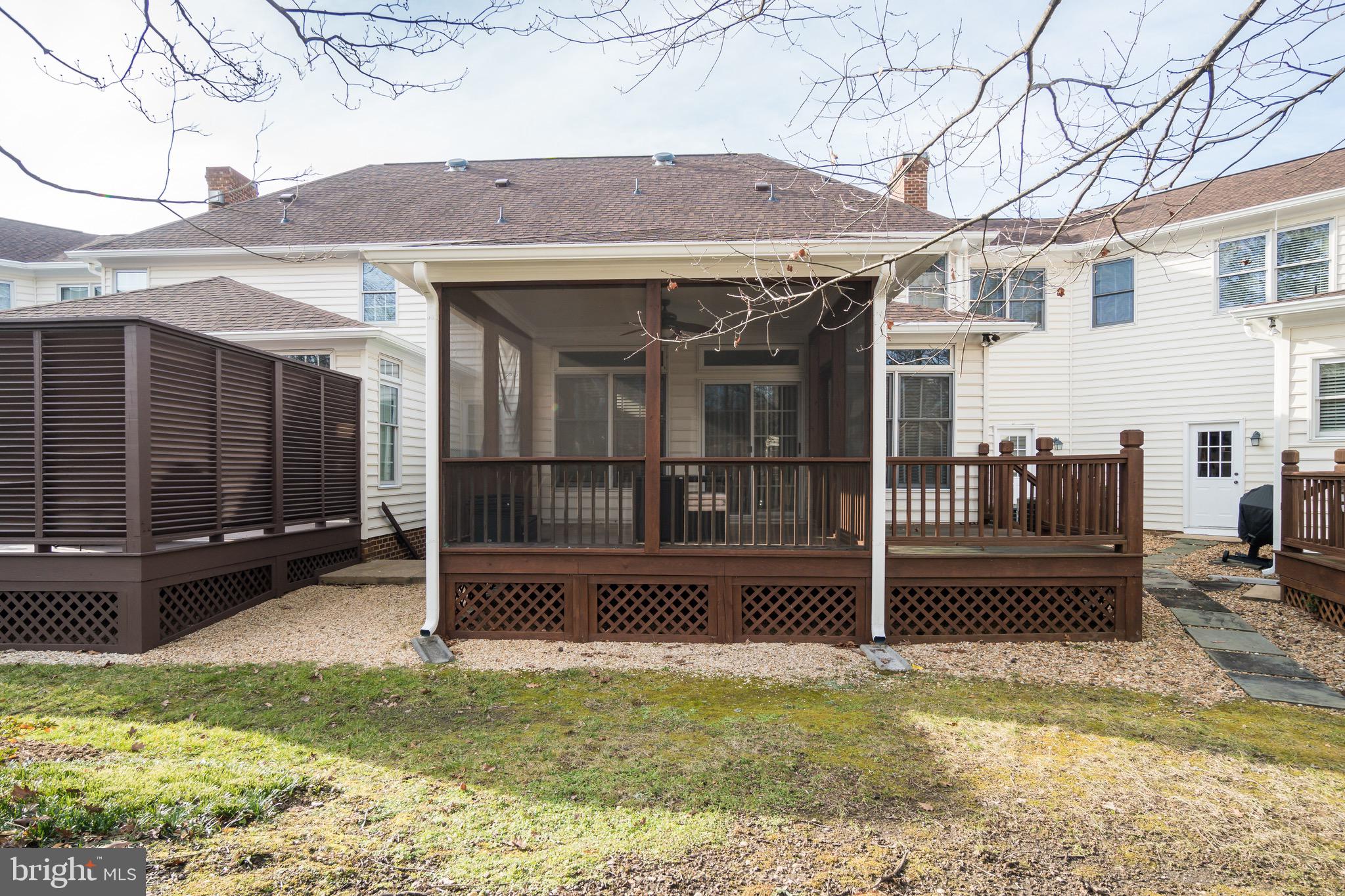 THE GREENS AT LEE'S HILL - Residential