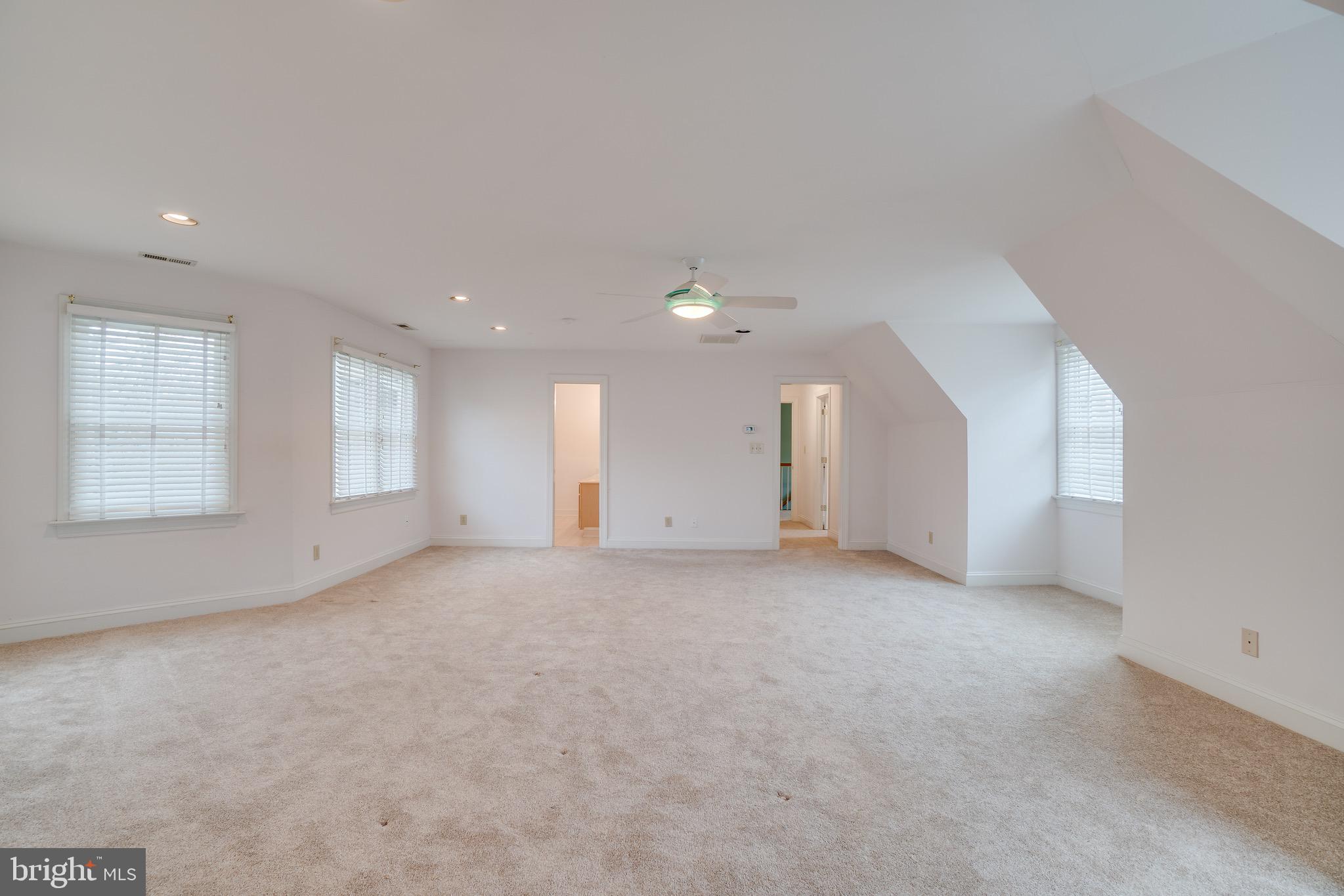 THE GREENS AT LEE'S HILL - Residential