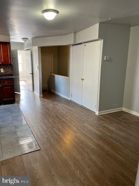 1412 W TIOGA STREET 14 3F