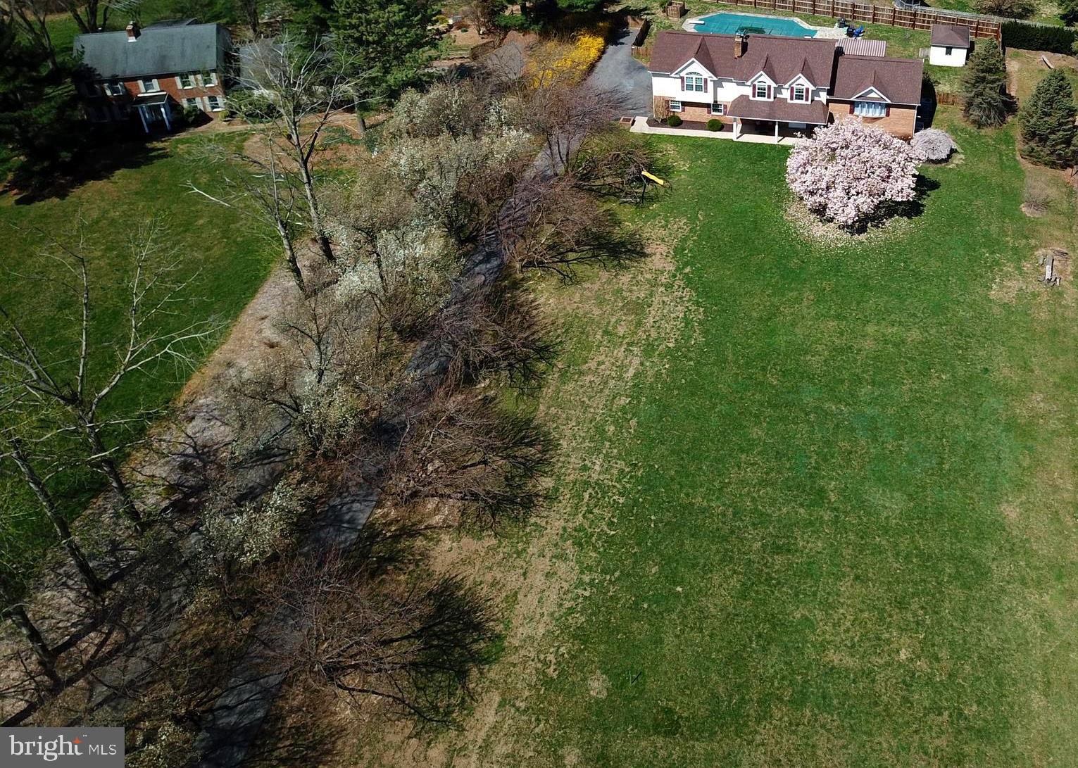 FRANKLINS CHANCE - Residential