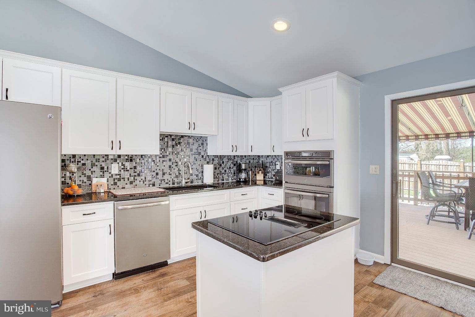 FRANKLINS CHANCE - Residential