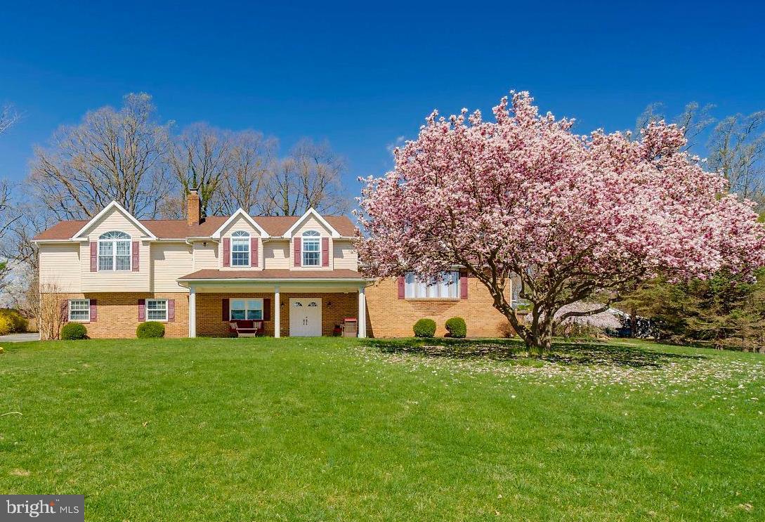 FRANKLINS CHANCE - Residential