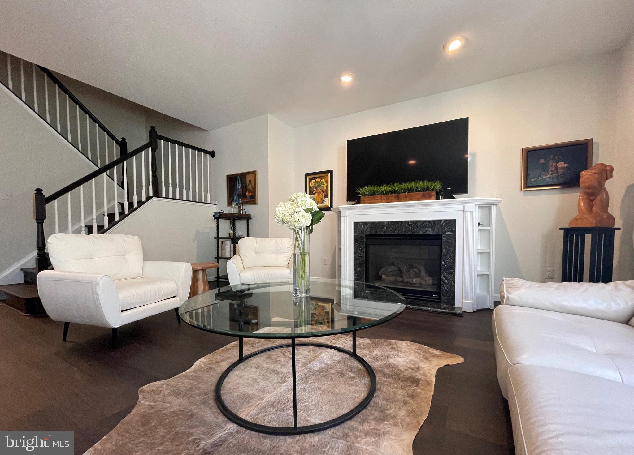 44383 AGAWAM TERRACE