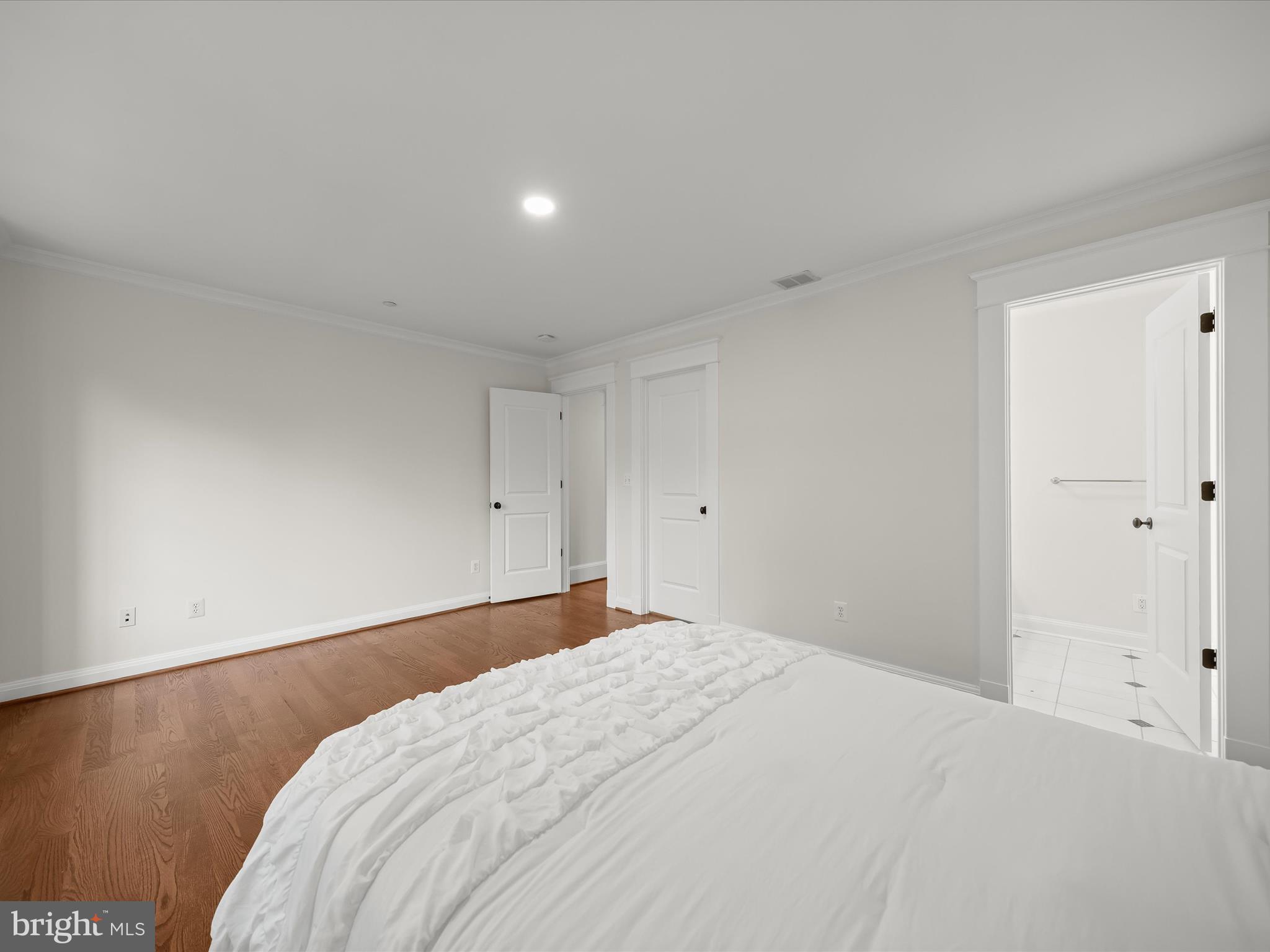 PINEVIEW - Residential