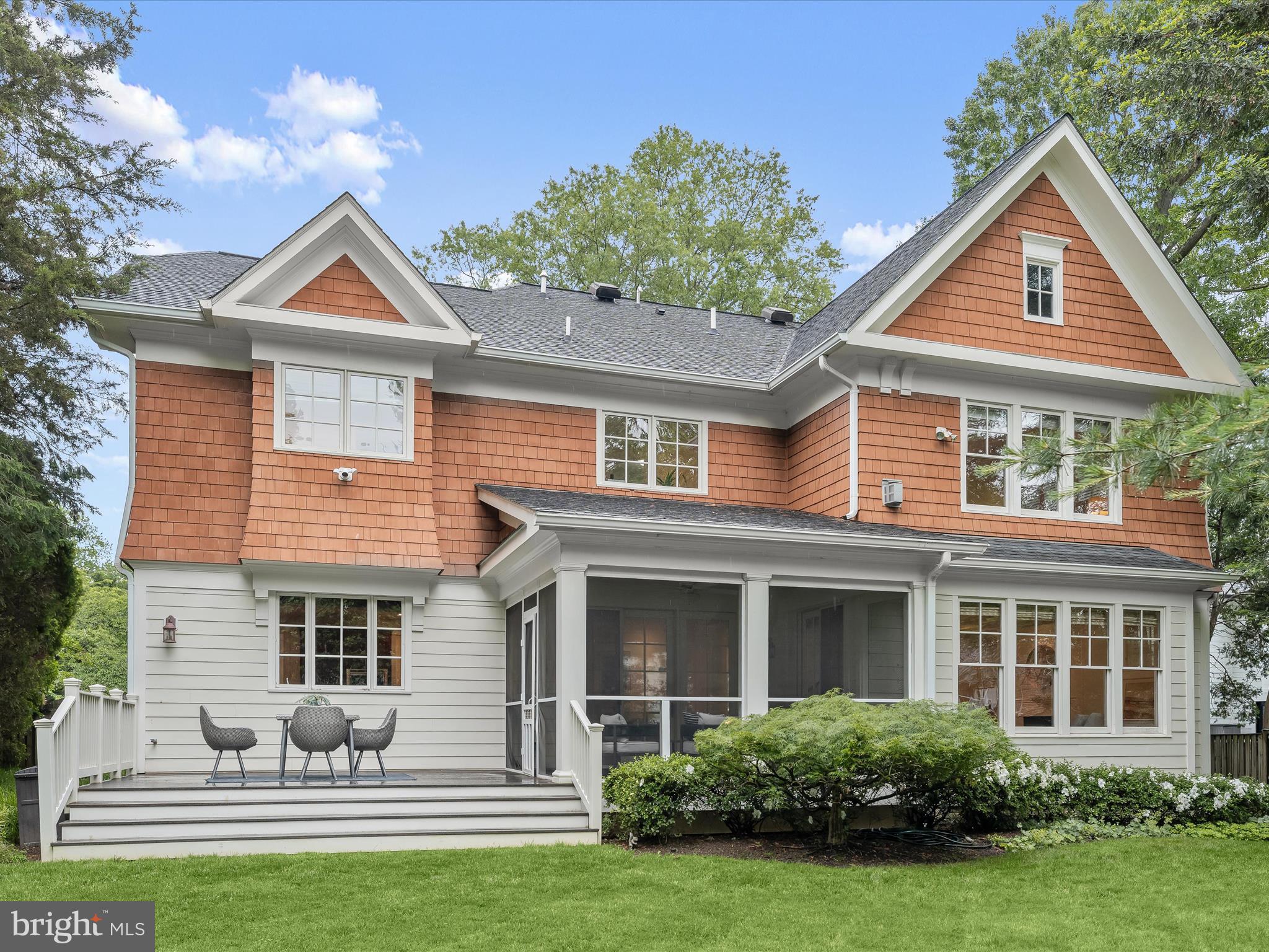 PINEVIEW - Residential