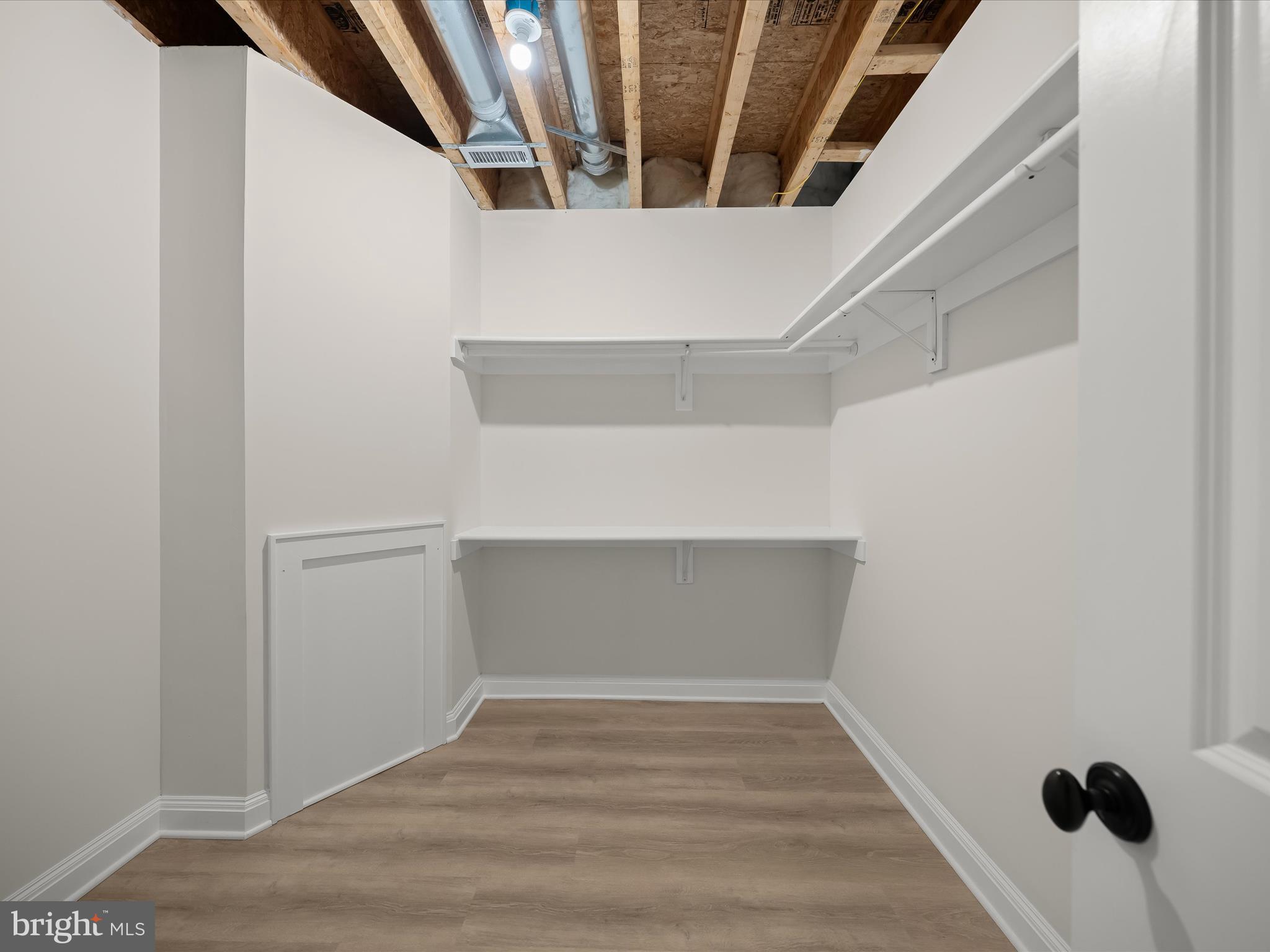 PINEVIEW - Residential