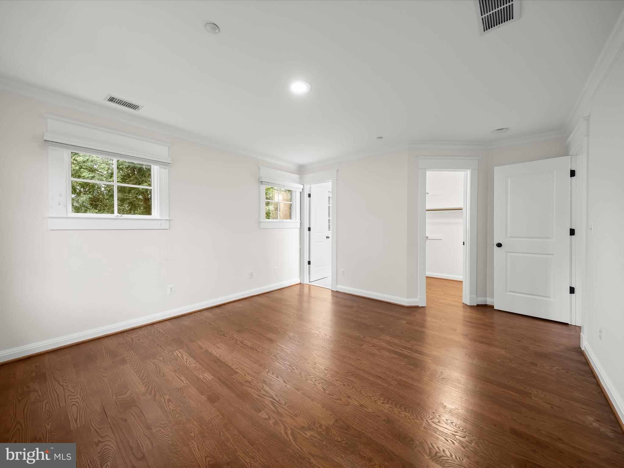 PINEVIEW - Residential