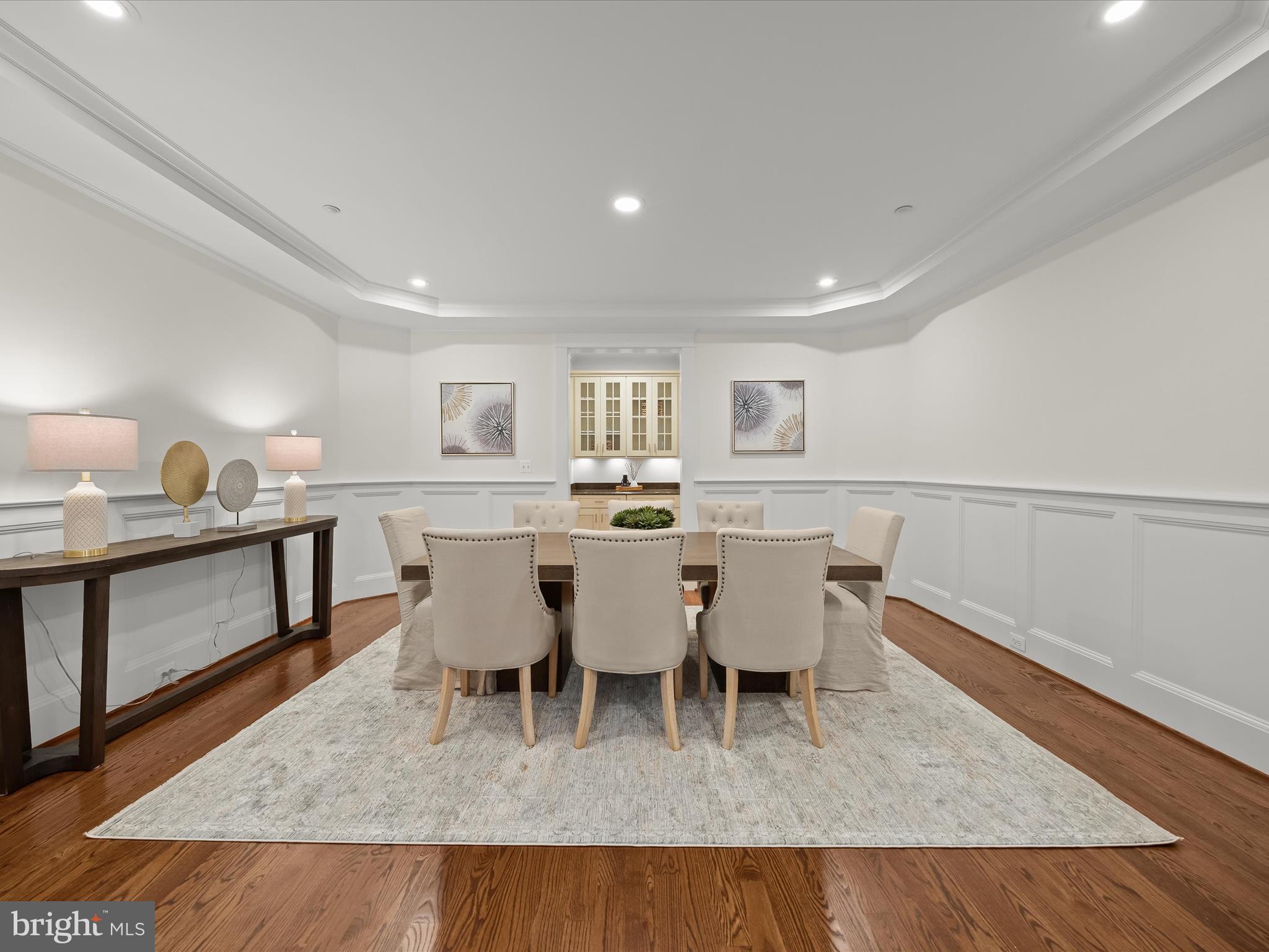 PINEVIEW - Residential