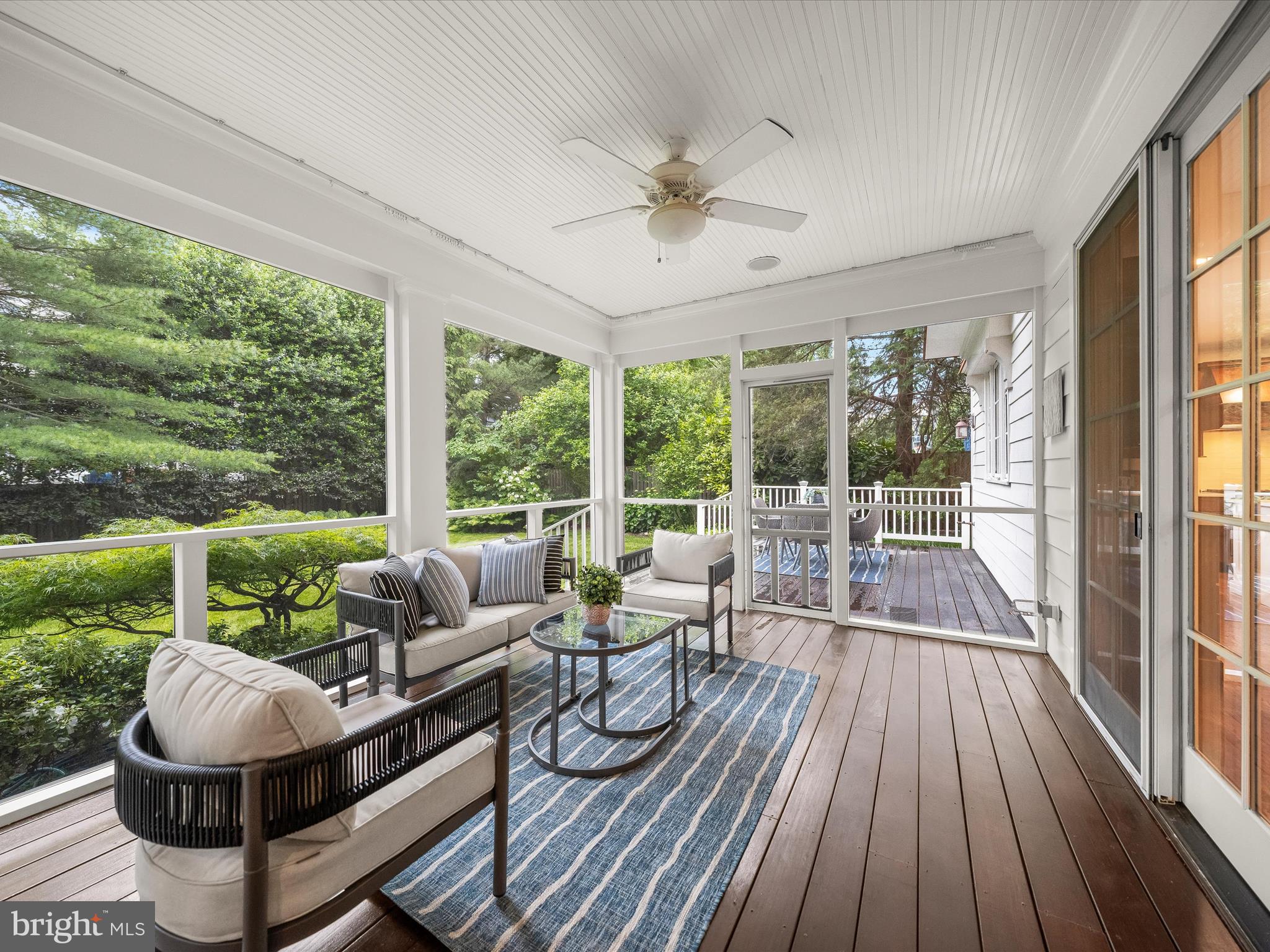 PINEVIEW - Residential