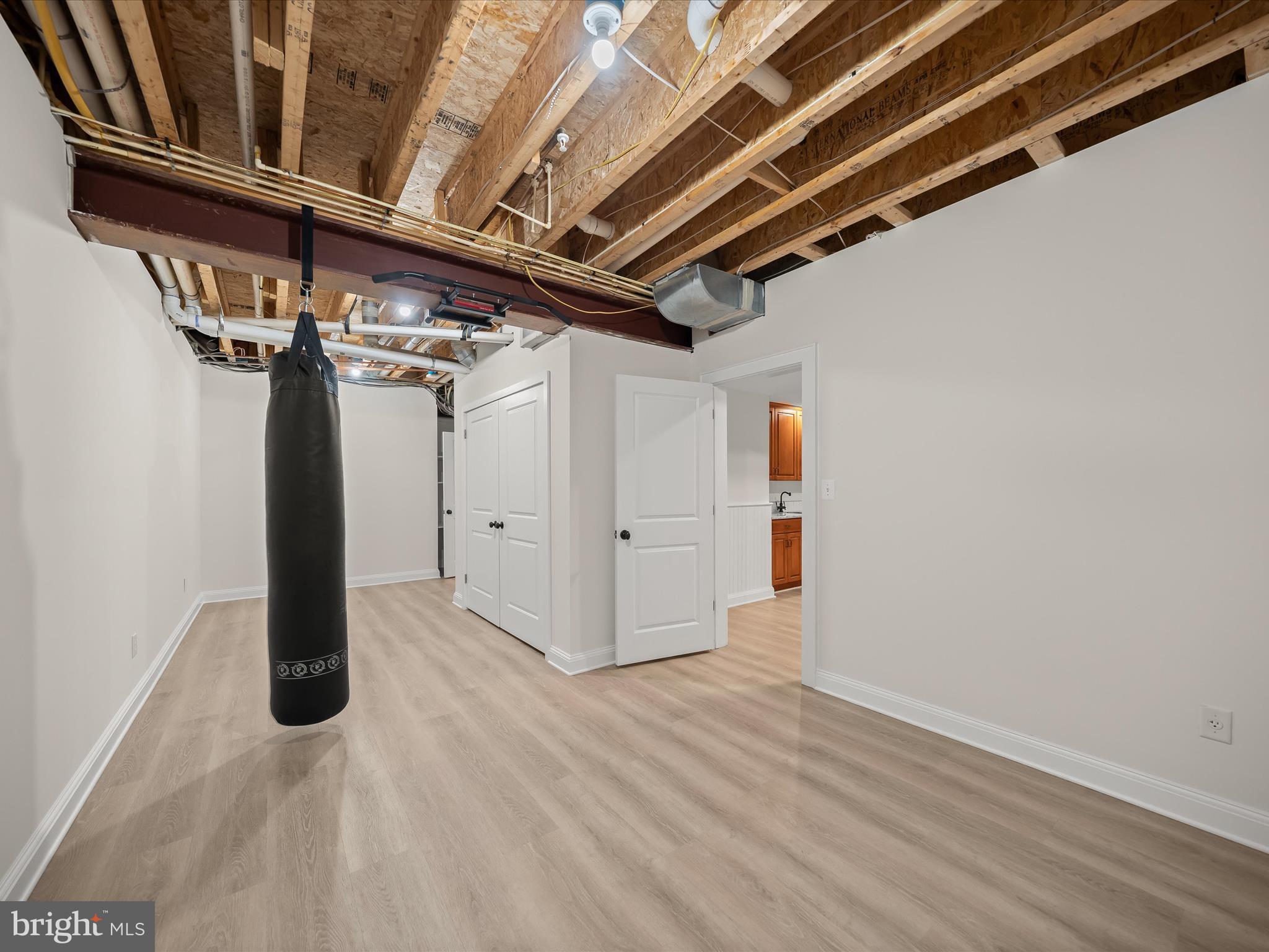 PINEVIEW - Residential