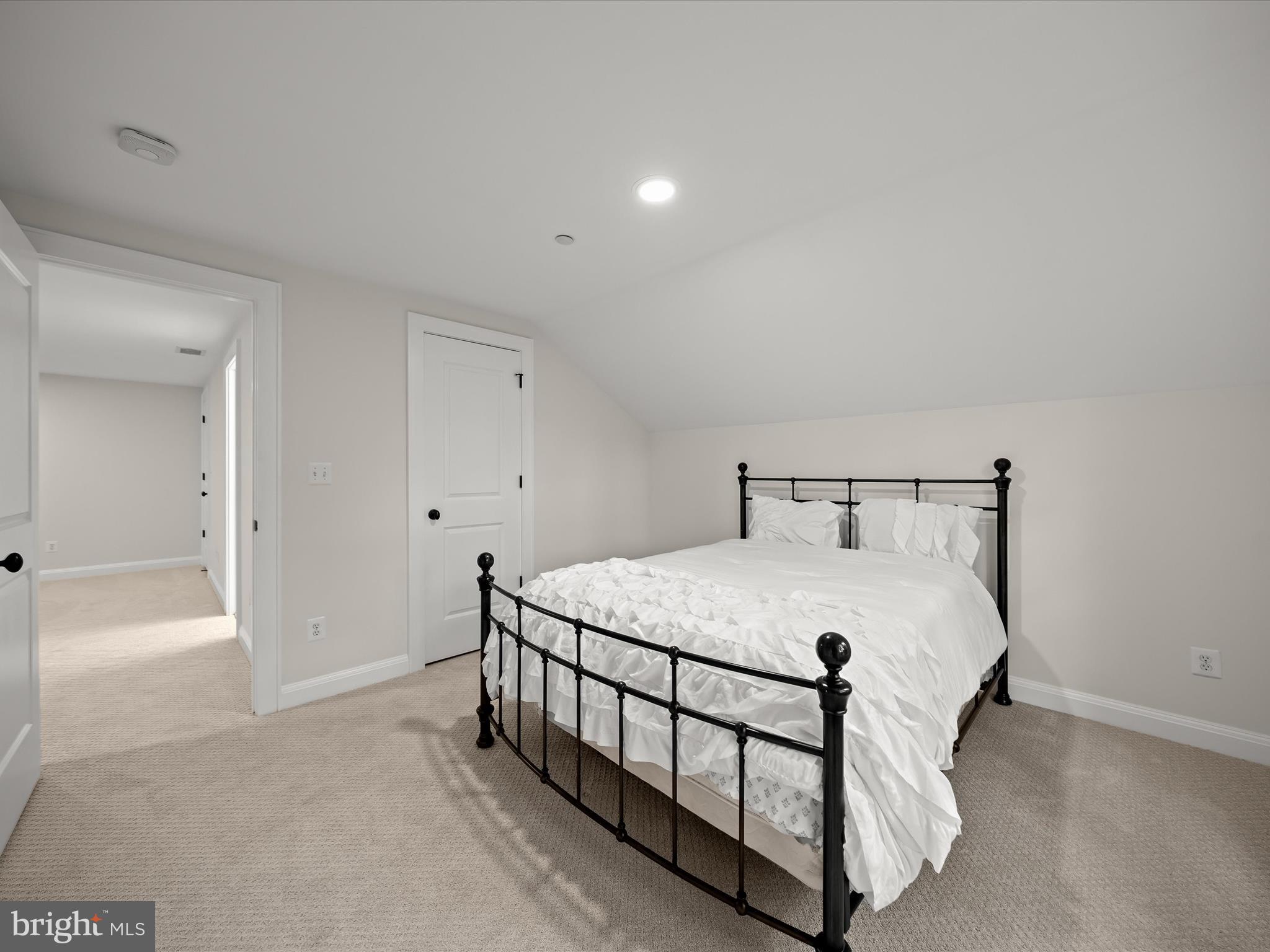 PINEVIEW - Residential