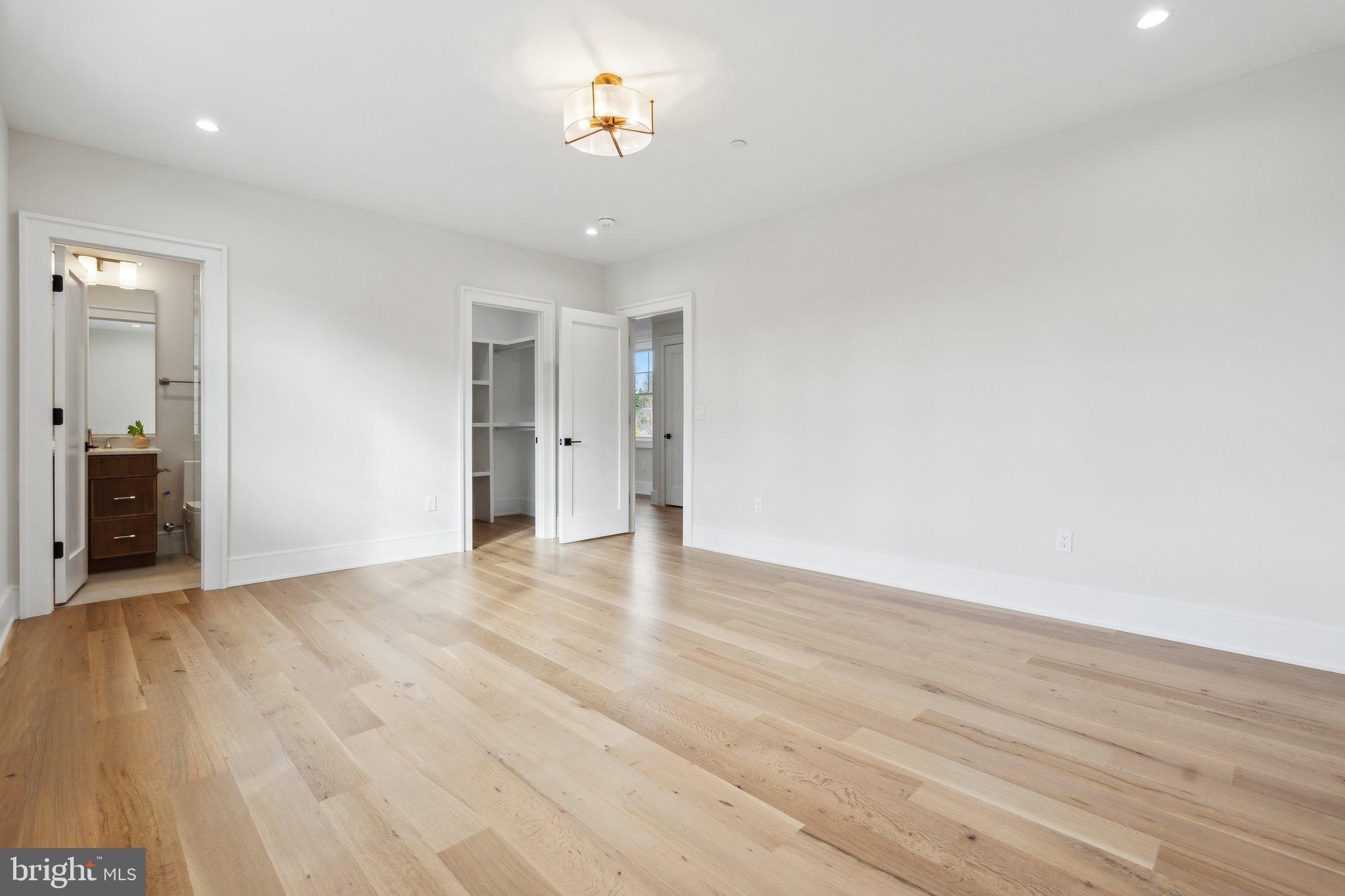 KENWOOD PARK - Residential