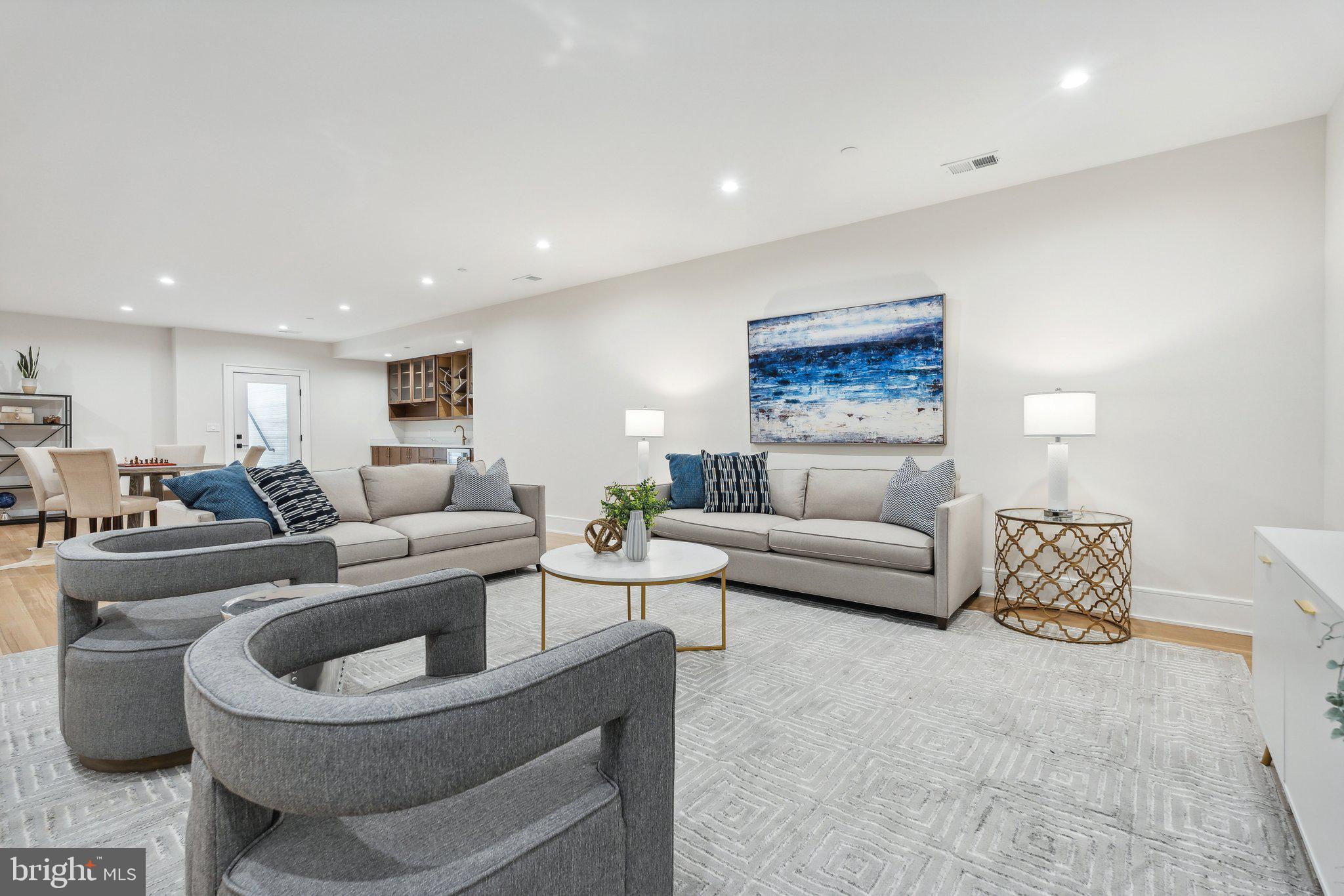 KENWOOD PARK - Residential