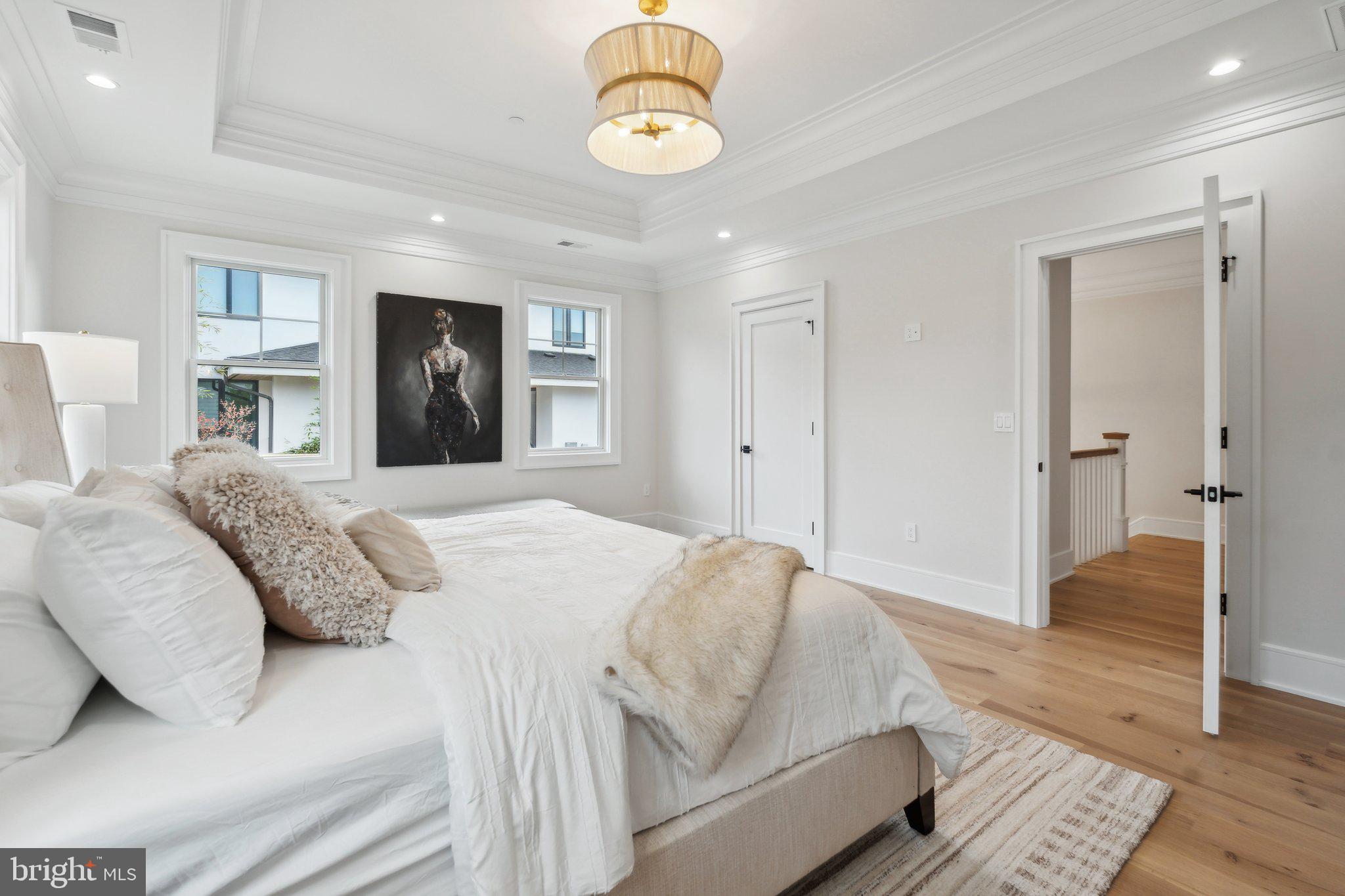 KENWOOD PARK - Residential