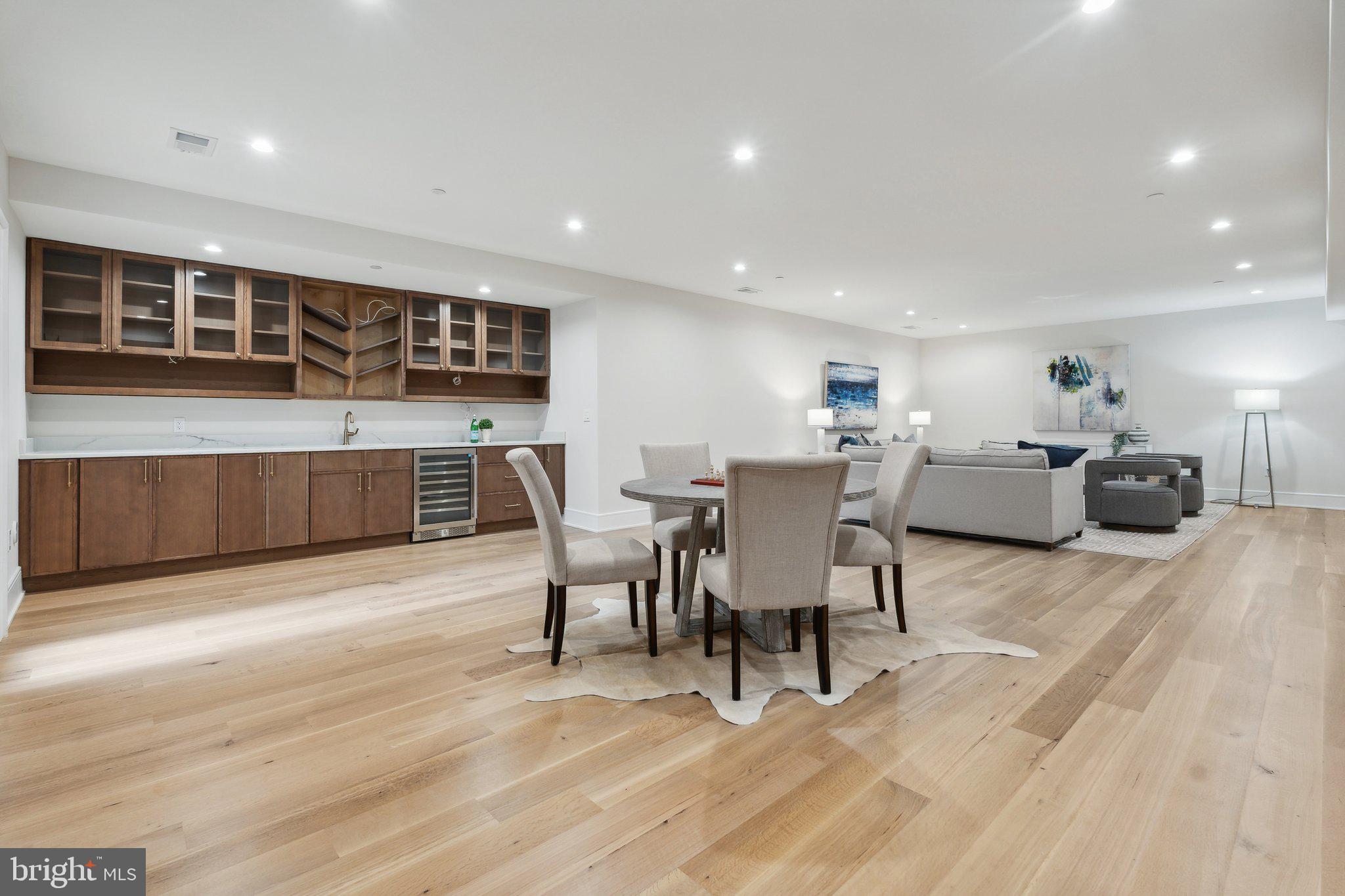 KENWOOD PARK - Residential