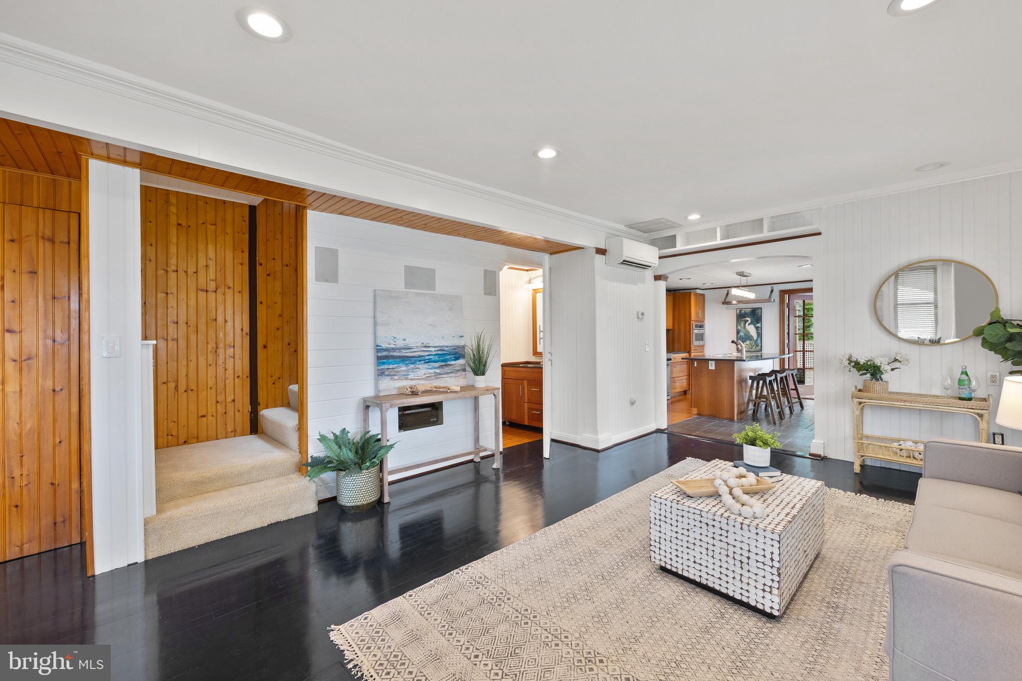 EASTPORT - Residential