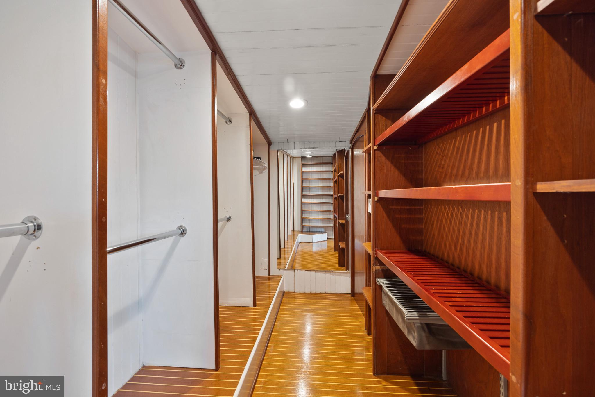 EASTPORT - Residential