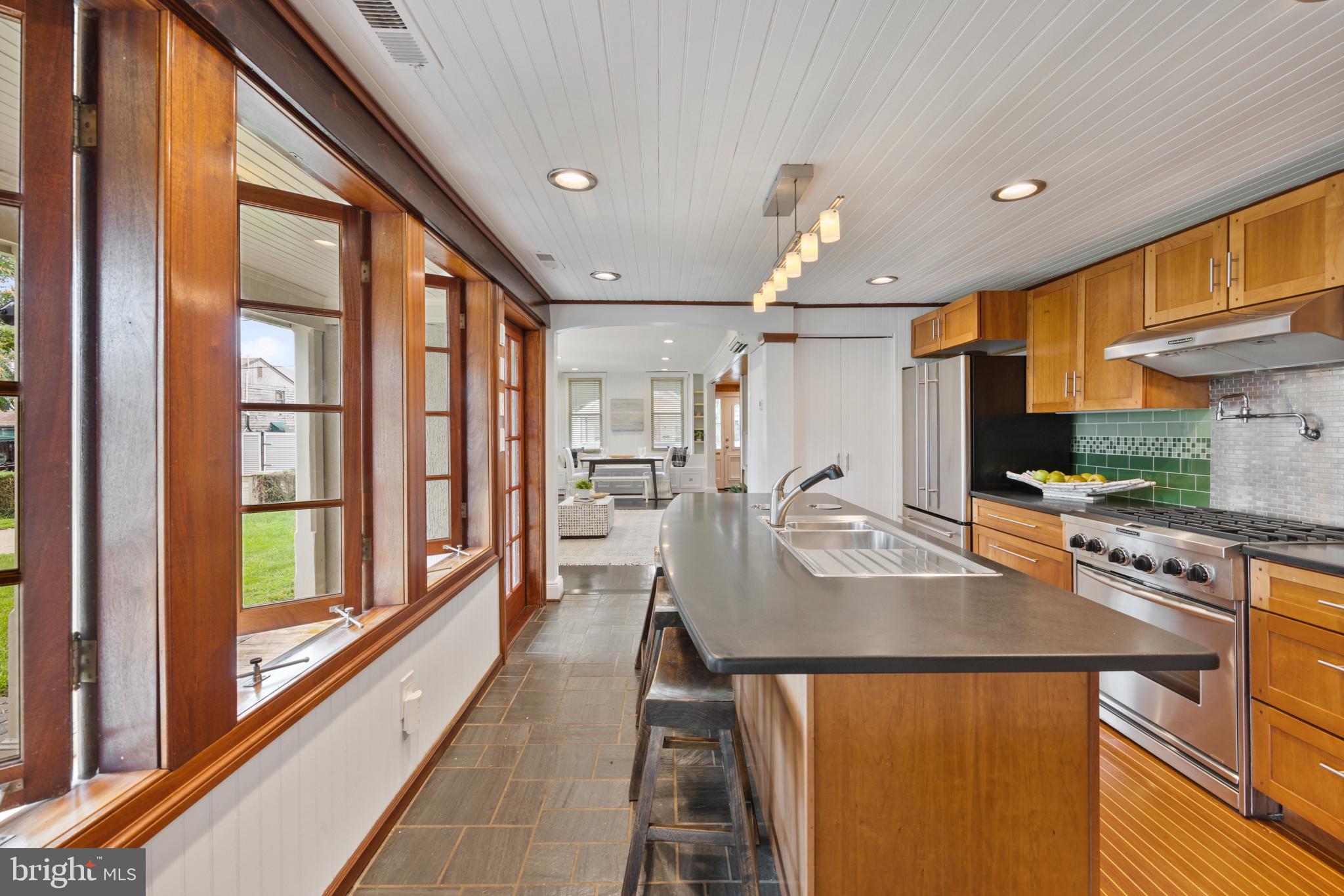 EASTPORT - Residential