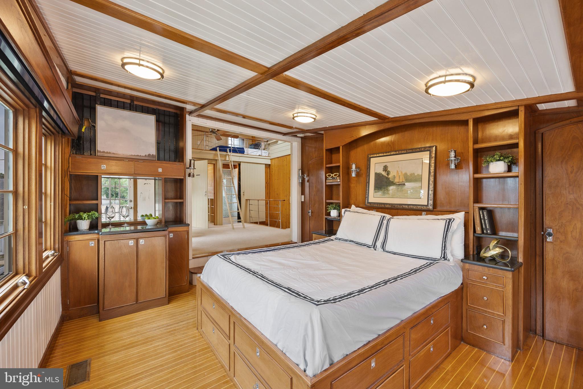 EASTPORT - Residential