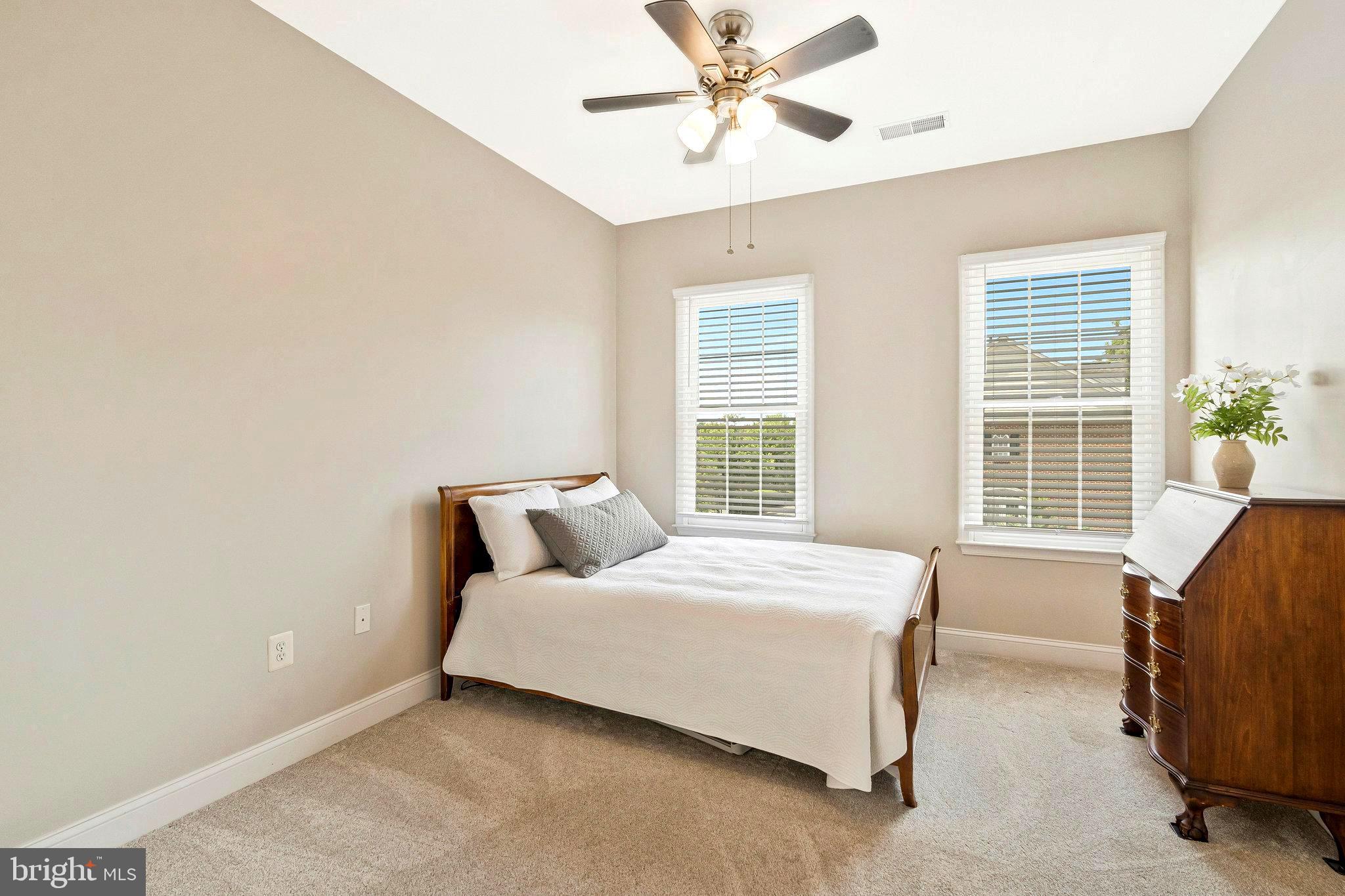 RIVER CREEK - Residential