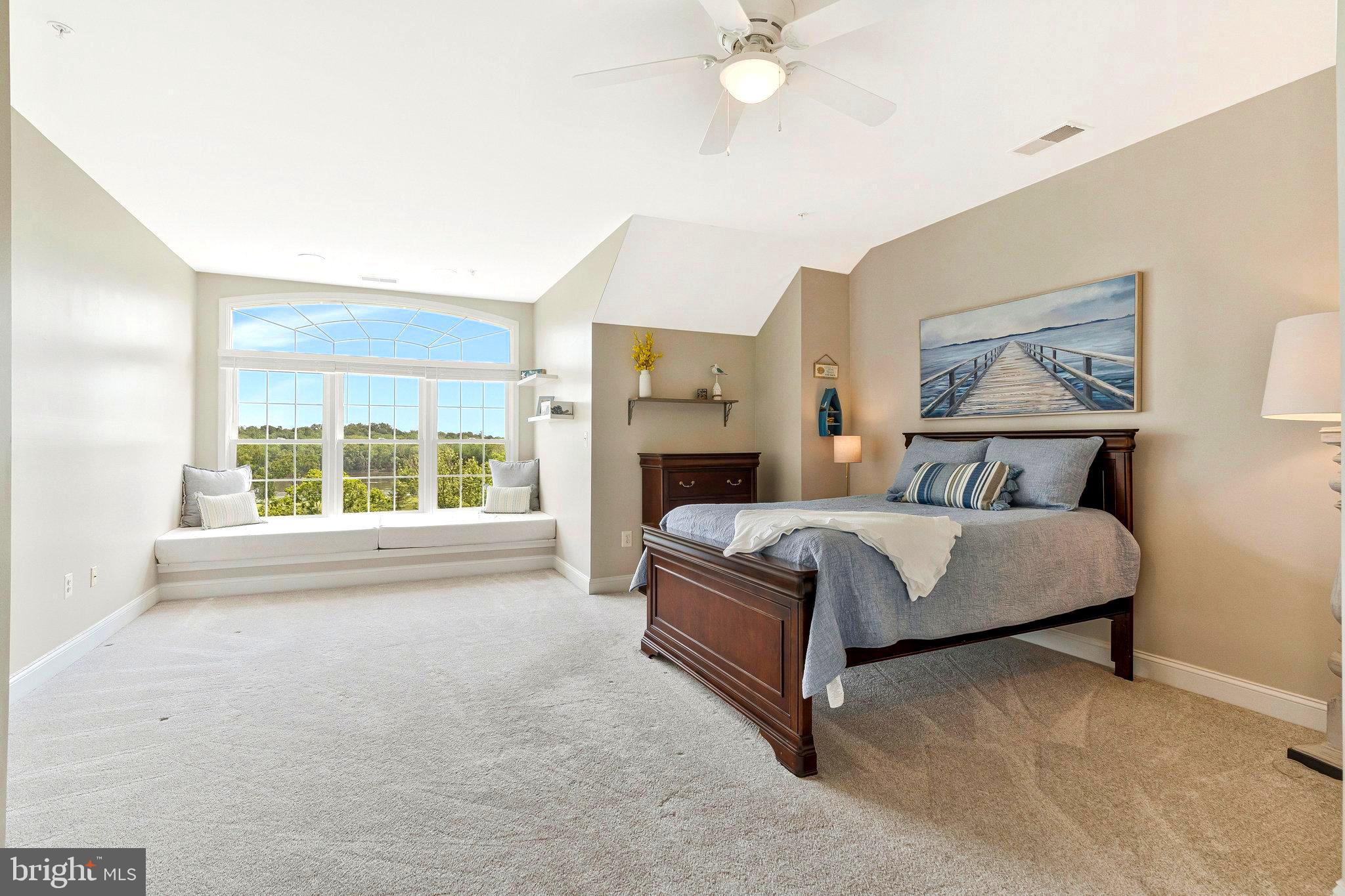 RIVER CREEK - Residential