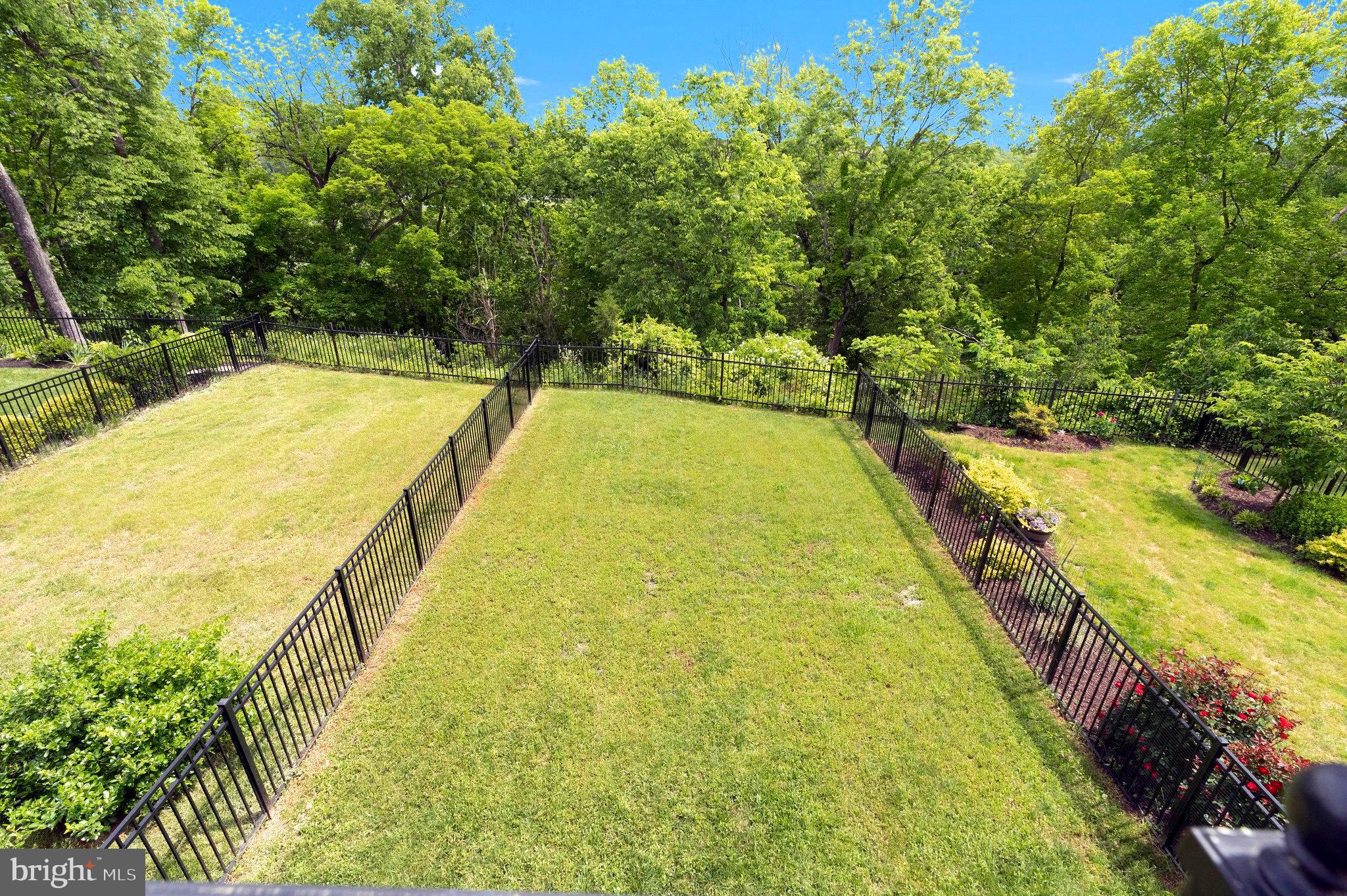 RIVER CREEK - Residential