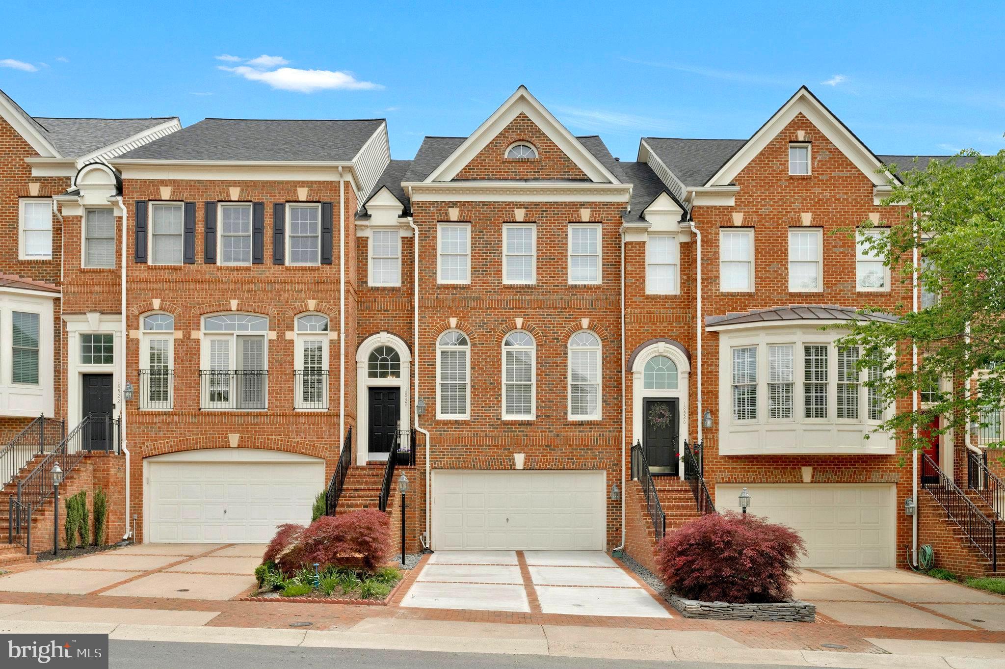 RIVER CREEK - Residential