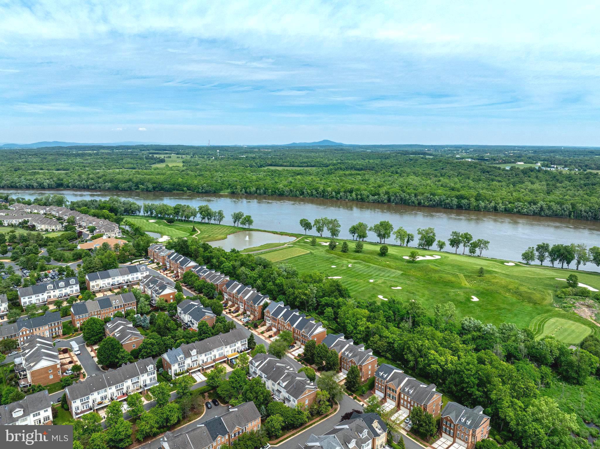 RIVER CREEK - Residential