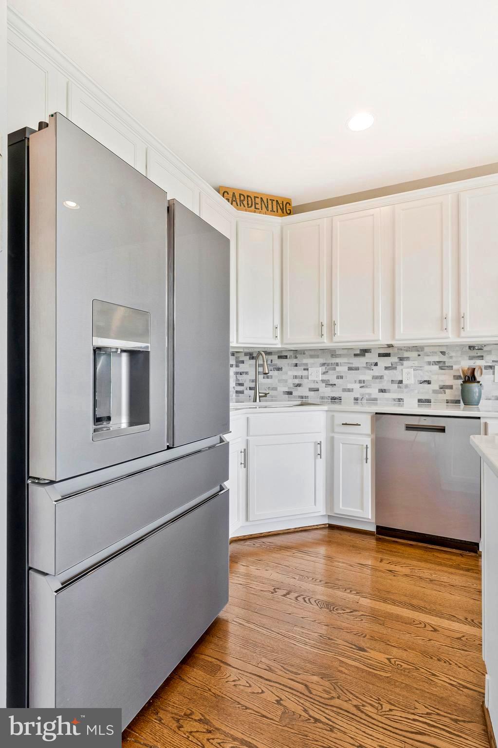 RIVER CREEK - Residential