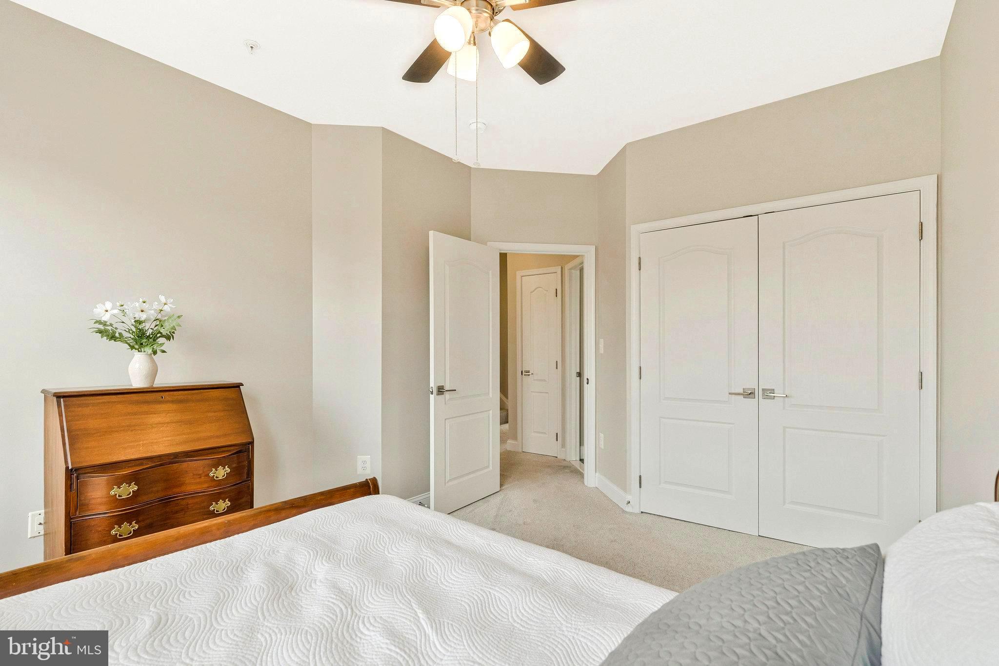 RIVER CREEK - Residential