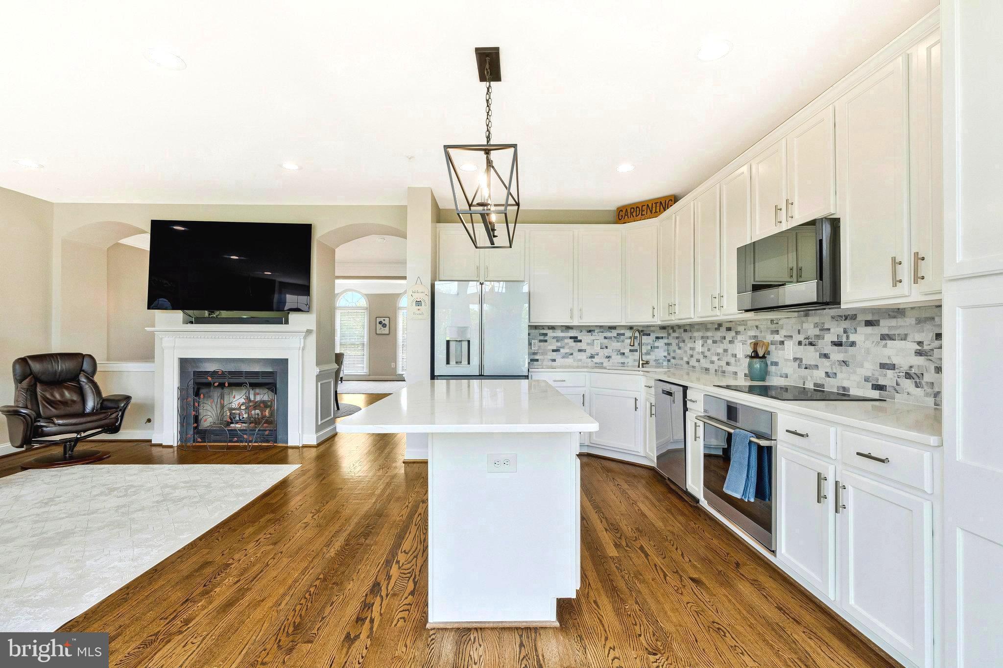 RIVER CREEK - Residential