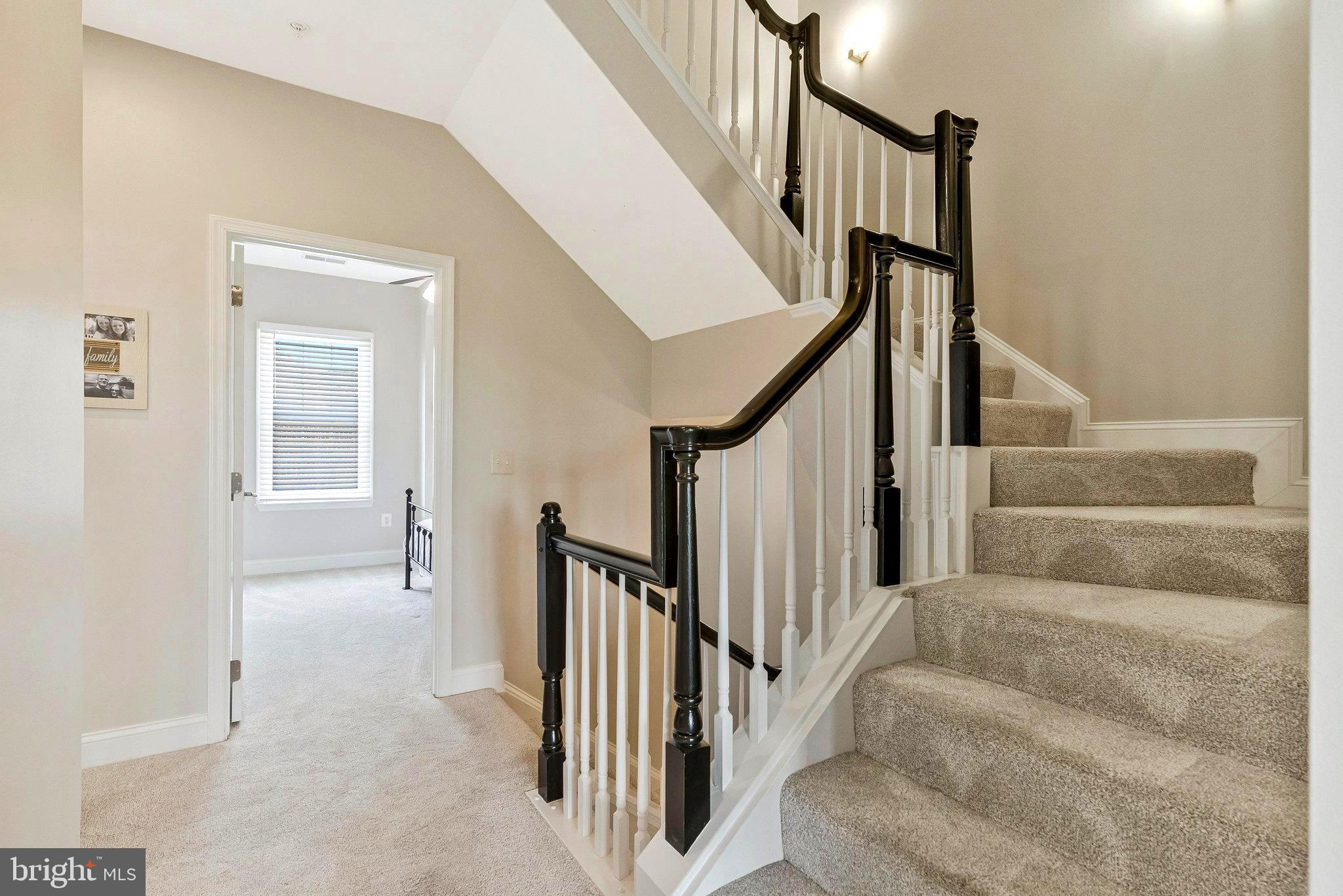 RIVER CREEK - Residential