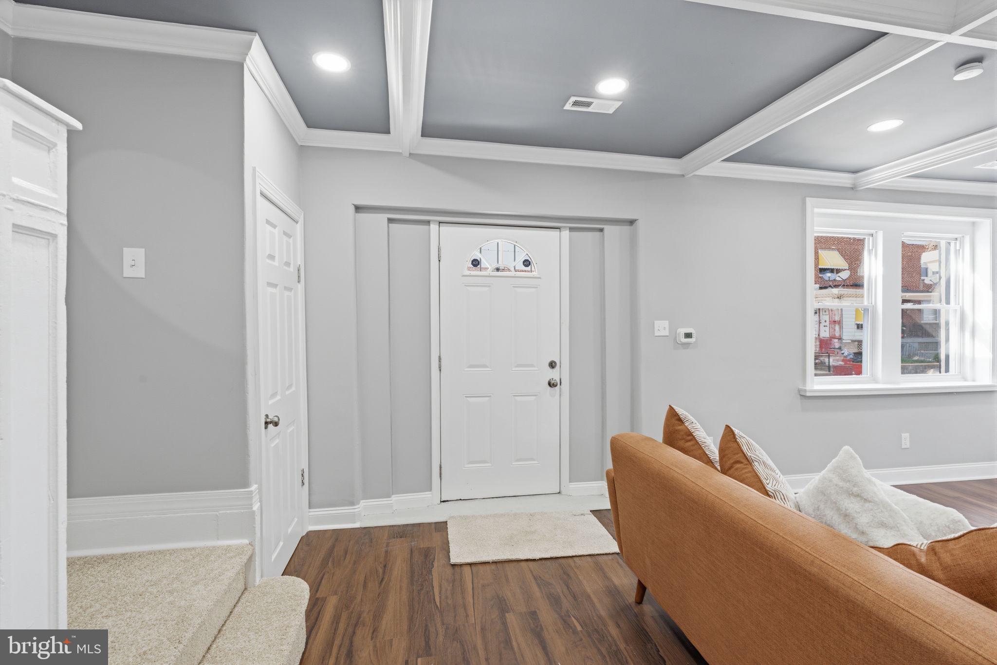 WEST OAK LANE - Residential