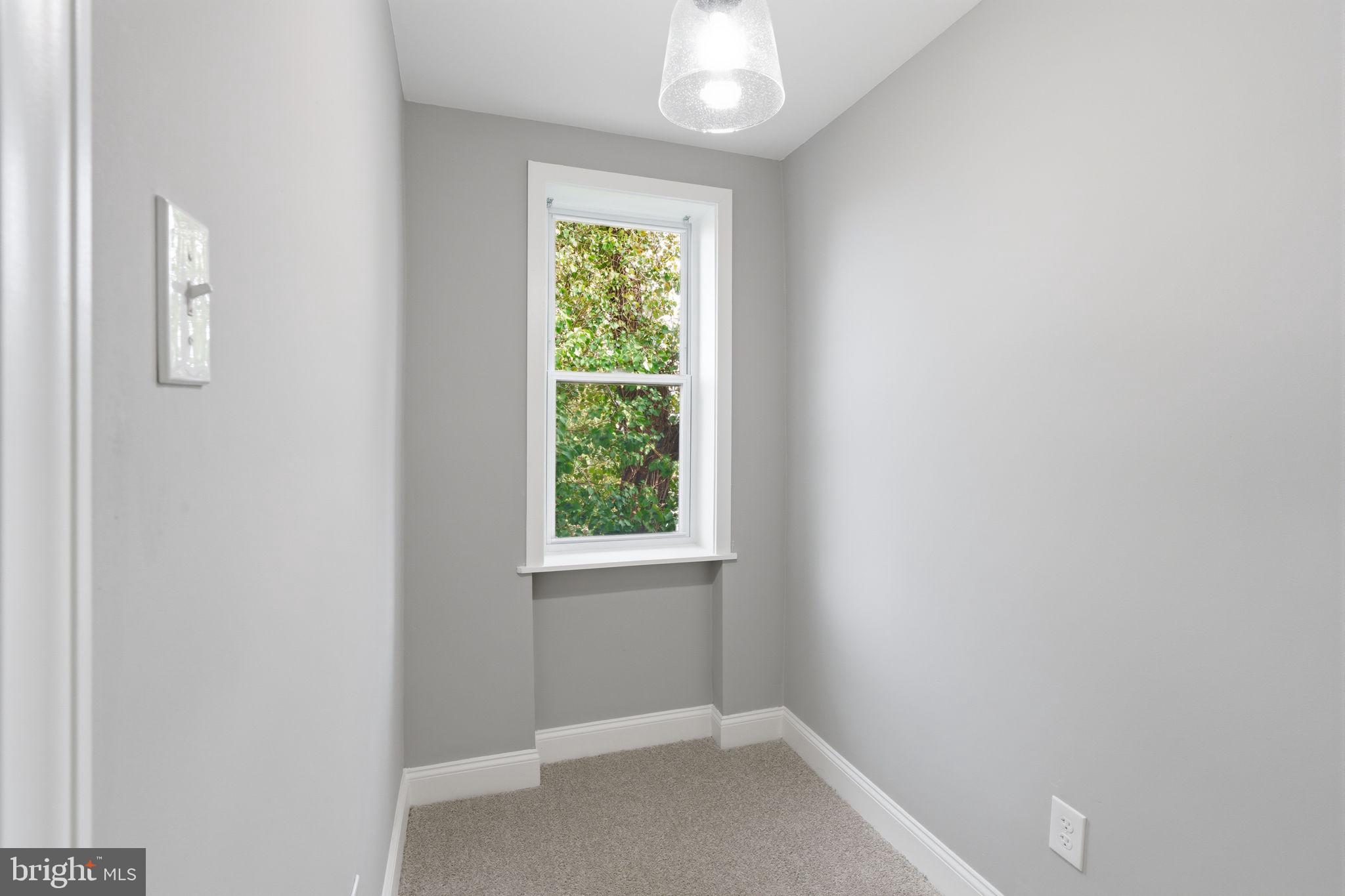 WEST OAK LANE - Residential