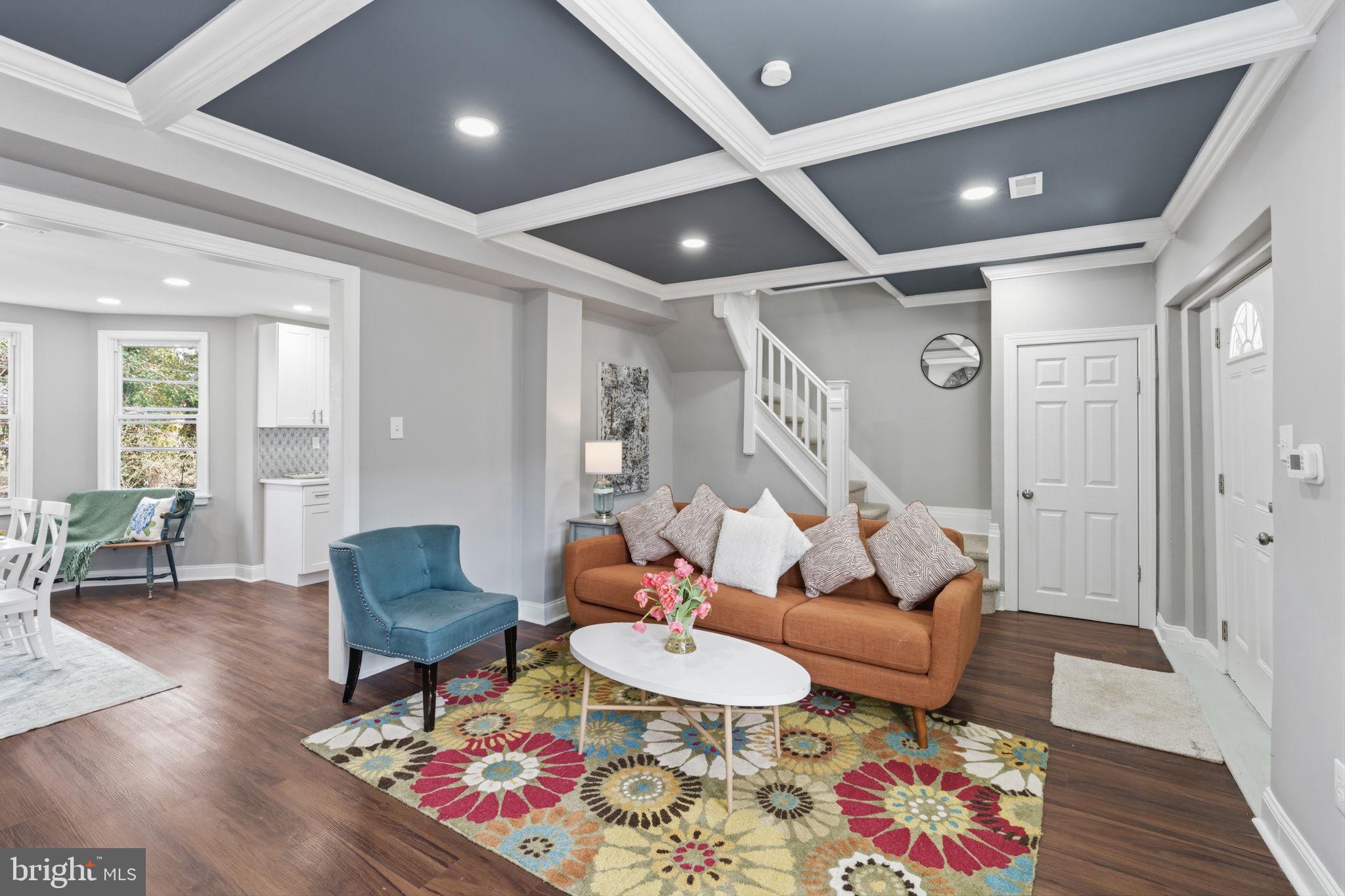 WEST OAK LANE - Residential