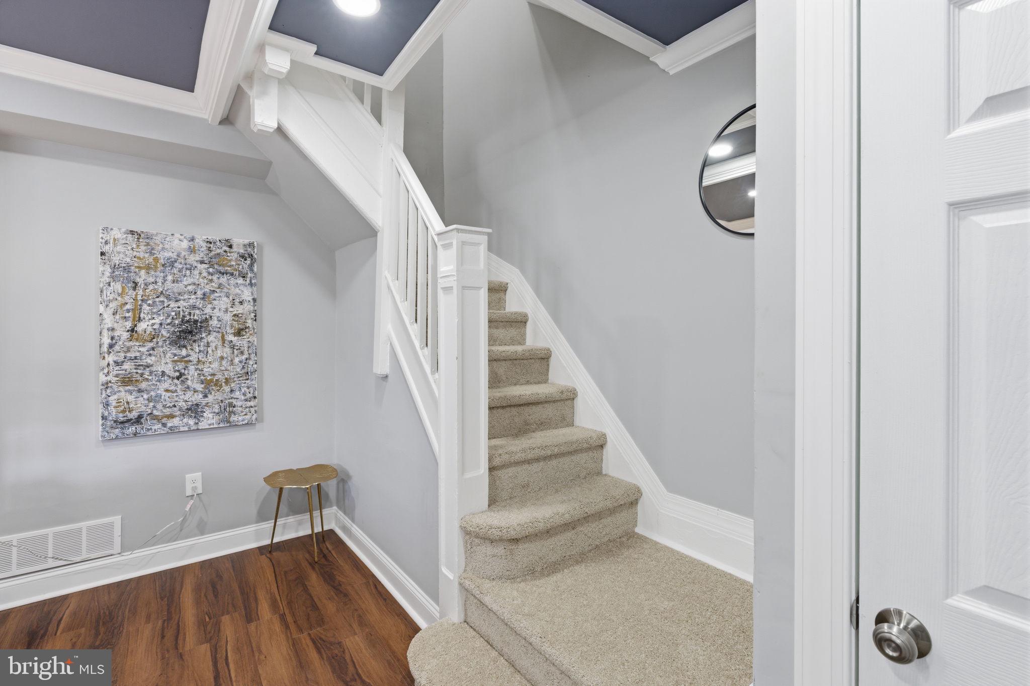 WEST OAK LANE - Residential