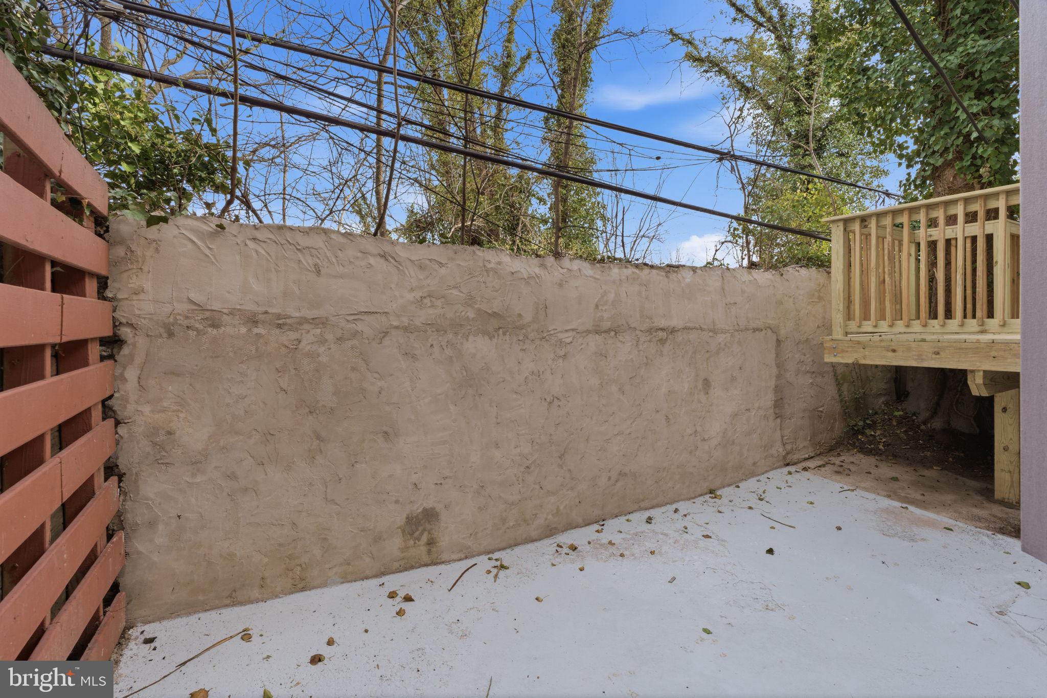 WEST OAK LANE - Residential