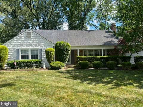 Homes For Sale - 4 Chalford Lane<br/> Burlington County, WILLINGBORO, NJ 08046