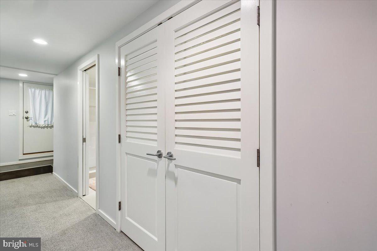 CHEVY CHASE - Residential