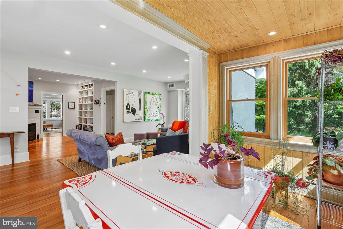 CHEVY CHASE - Residential
